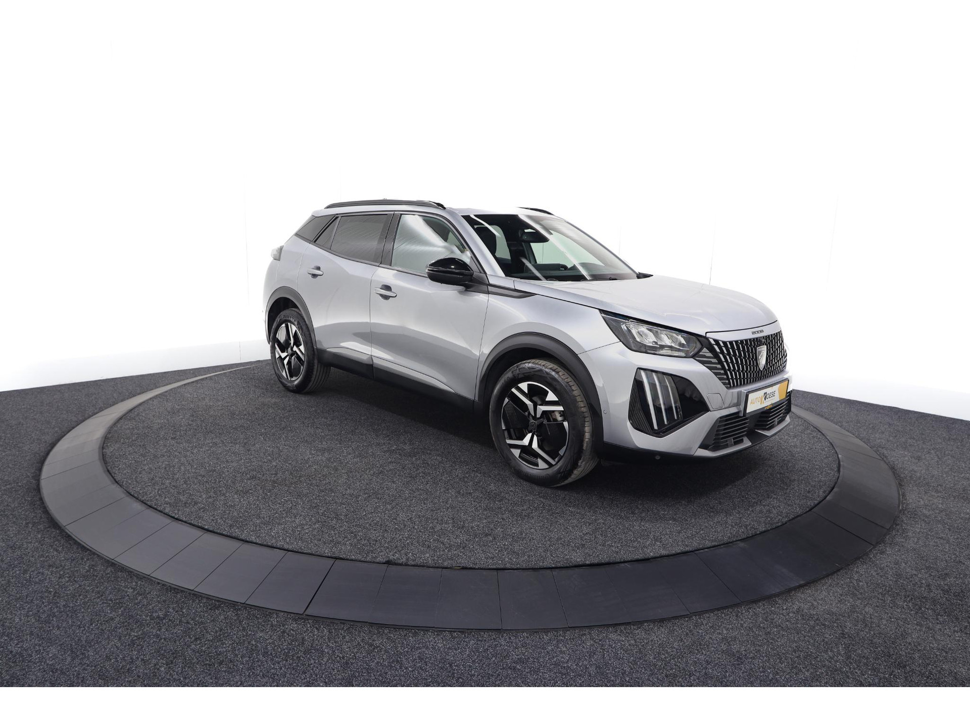 Peugeot 2008 Hybrid 136 e-DCS6 Allure | 360 Camera | Adaptieve Cruise Control | Dodehoekdetectie | Navigatie