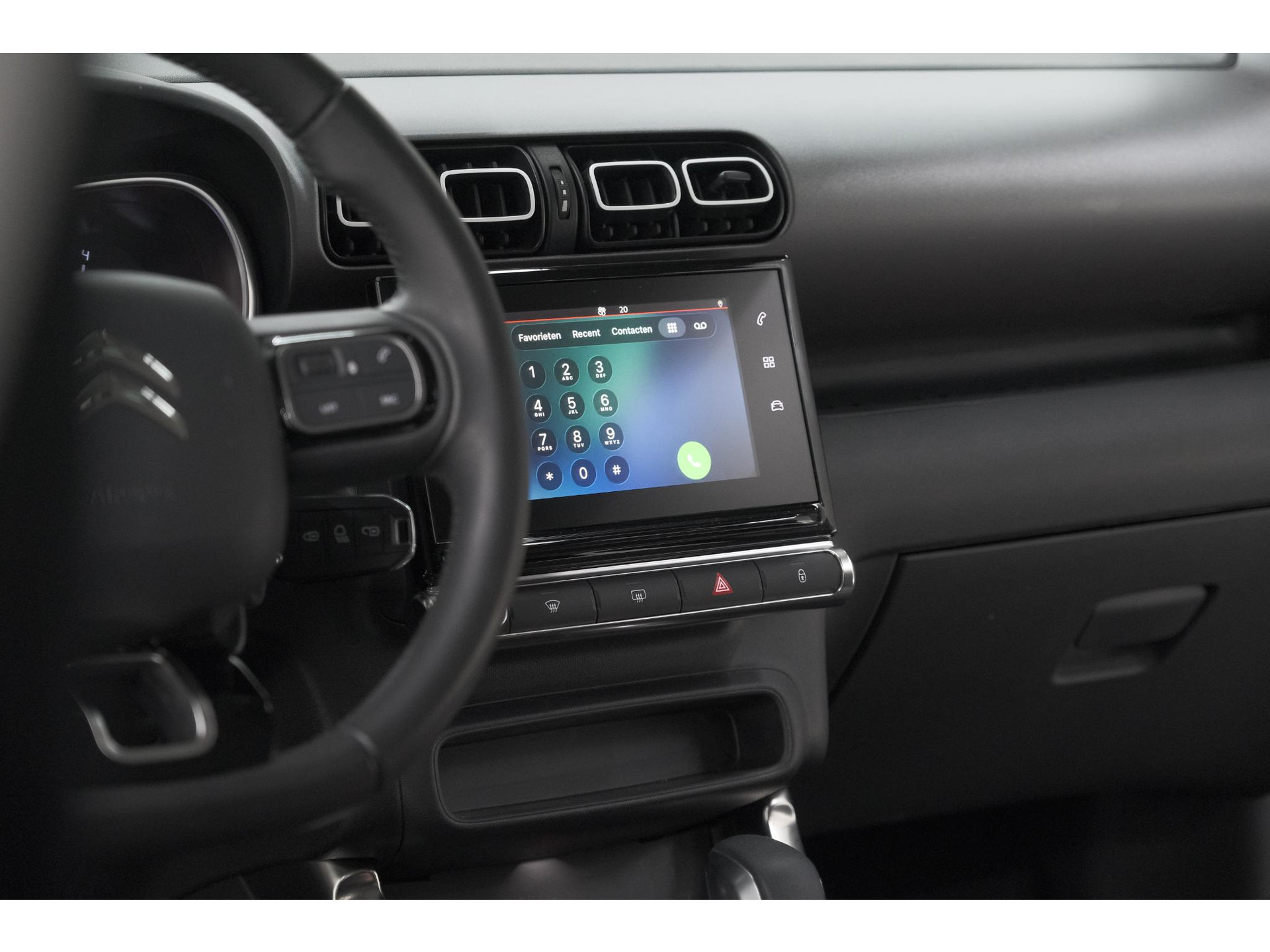 Citroen C3 Aircross PureTech 130 EAT6 Shine | Parkeersensoren | Apple Carplay | Stoelverwarming