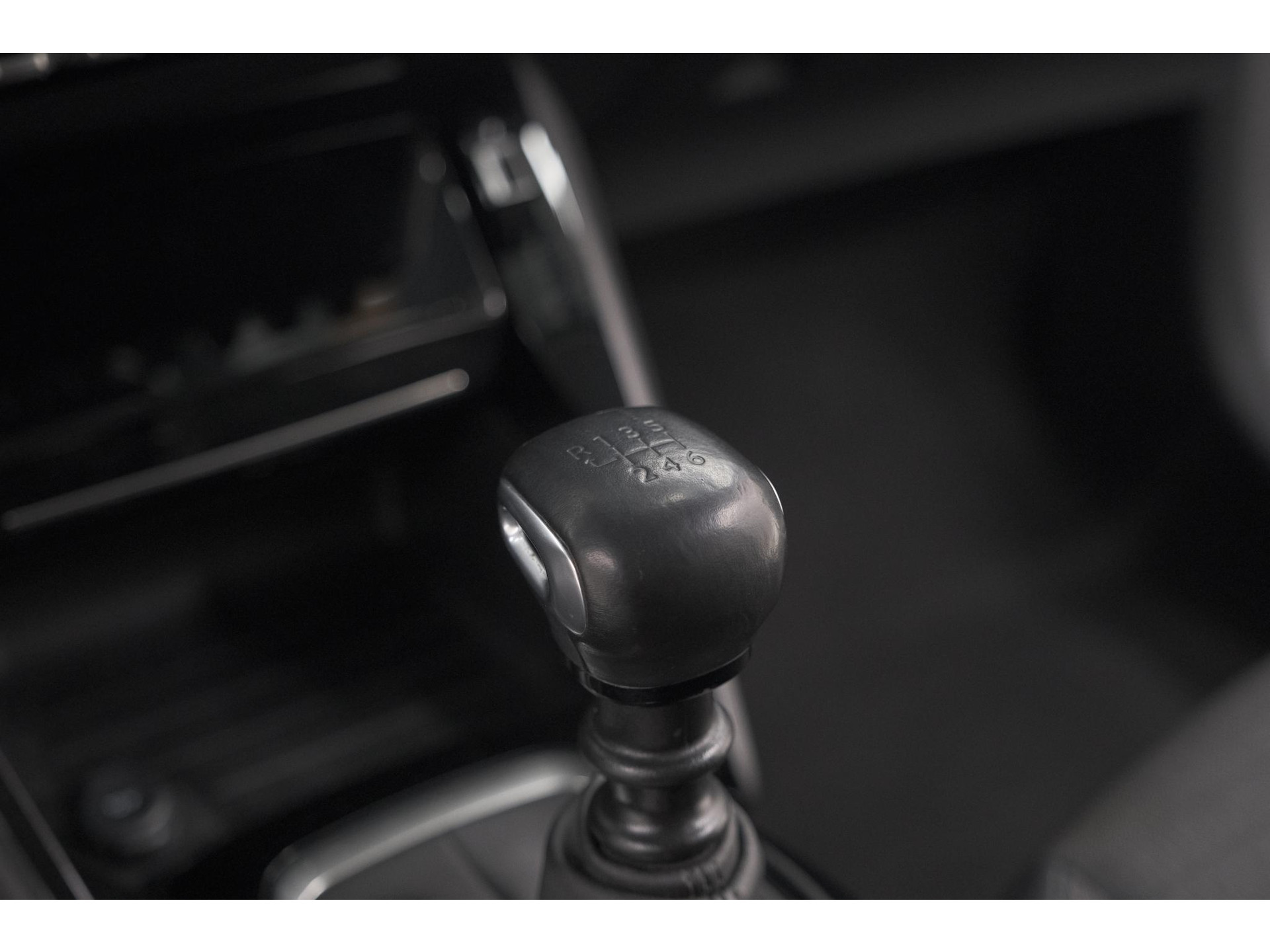 Peugeot 208 PureTech 100 PK Allure | Apple Carplay | Parkeersensoren | Lichtmetalen velgen