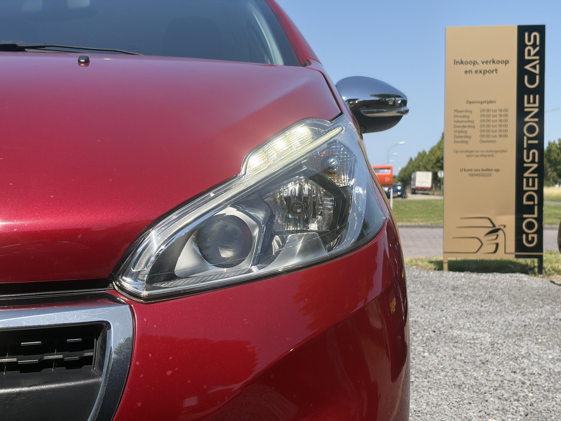 Peugeot 208 1.2 PureTech Allure 1e Eigenaar,D-riem vv in 2023,Afn.Trekhaak,Dealer Onderhouden,Carplay,Navi,Clima,Cruise,Lm velgen,110pk,N.A.P,Pdc,Apk tot 07-2027