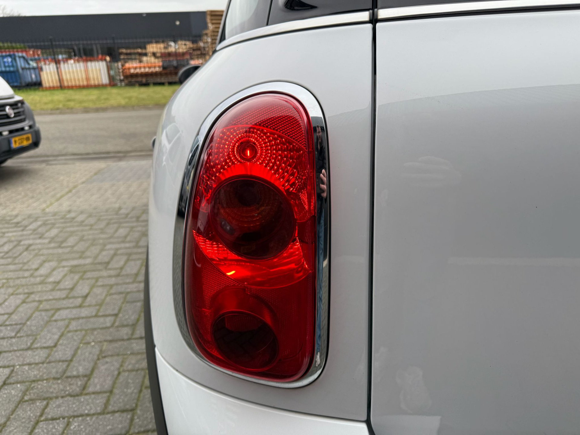 MINI Mini 1.6 John Cooper Works | 1E EIGENAAR | 3/6/12MND GARANTIE | AUTOMAAT | JOHN WORKS | XENON | CRUISE | NAVI |