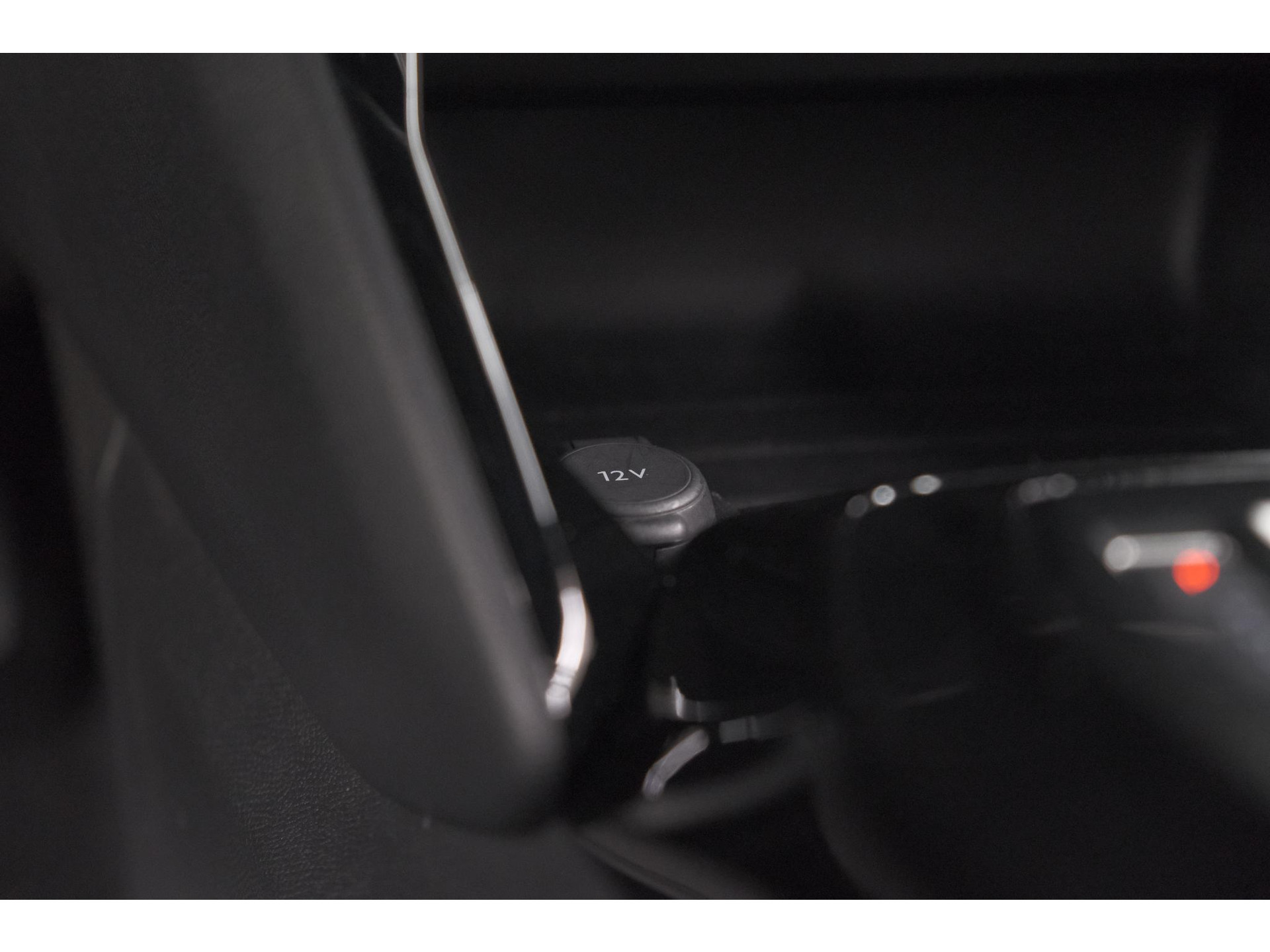 Peugeot 2008 Hybrid 145 e-DCS6 Allure | 360 Camera | Adaptieve Cruise Control | Dodehoekdetectie