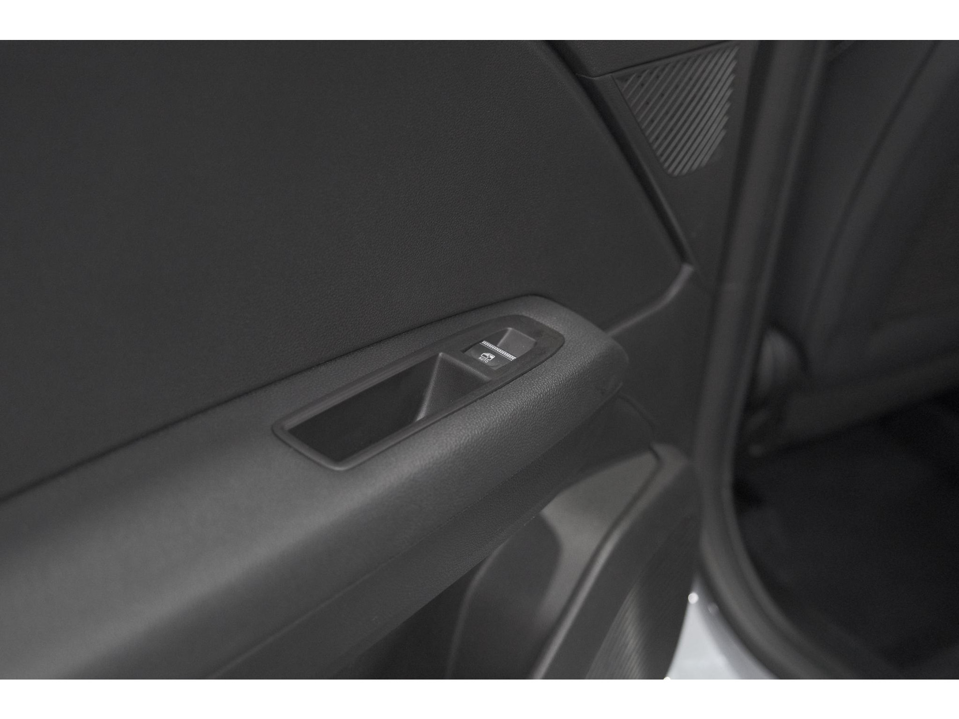 Renault Captur Mild Hybrid 160 EDC Techno | Camera | Navigatie | Apple Carplay | Pack Full Screen