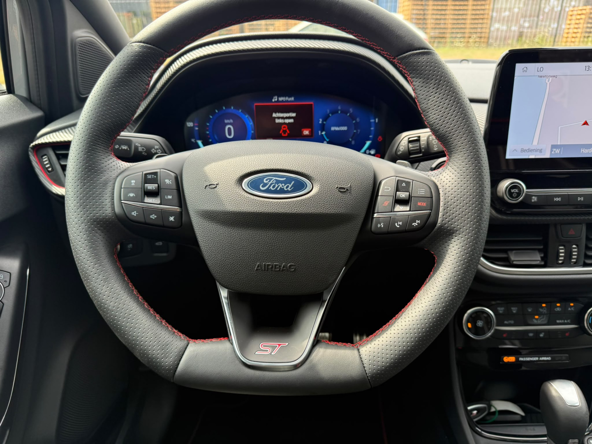 Ford Puma 1.0 EcoBoost Hybrid ST-X | AUTOMAAT | PANO DAK | 3/6/12 MND GARANTIE | NAVI | ACC | PDC | LANE ASSIST |