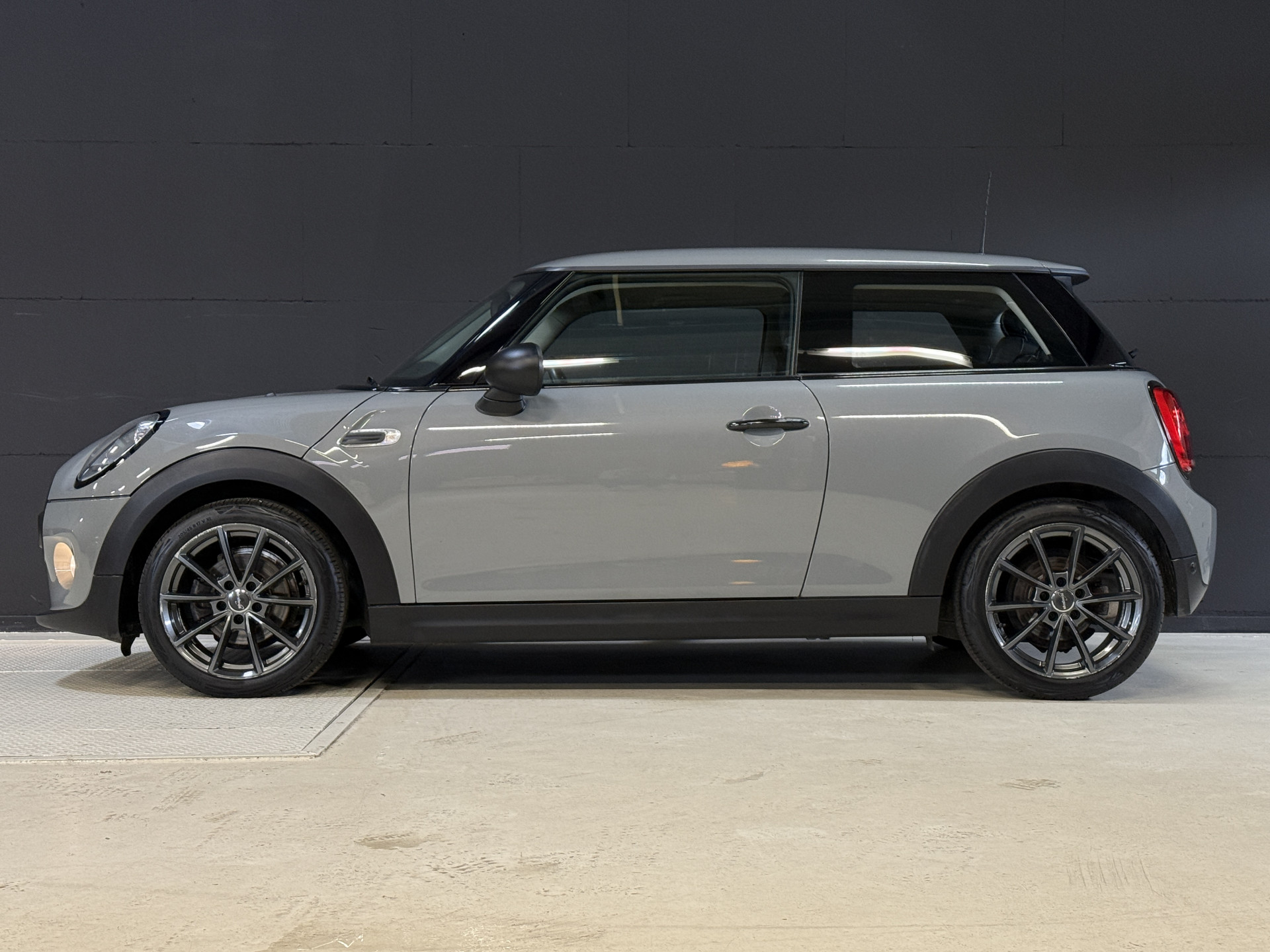 MINI Mini 1.2 One | Stoelverwarming | Airco | Bluetooth
