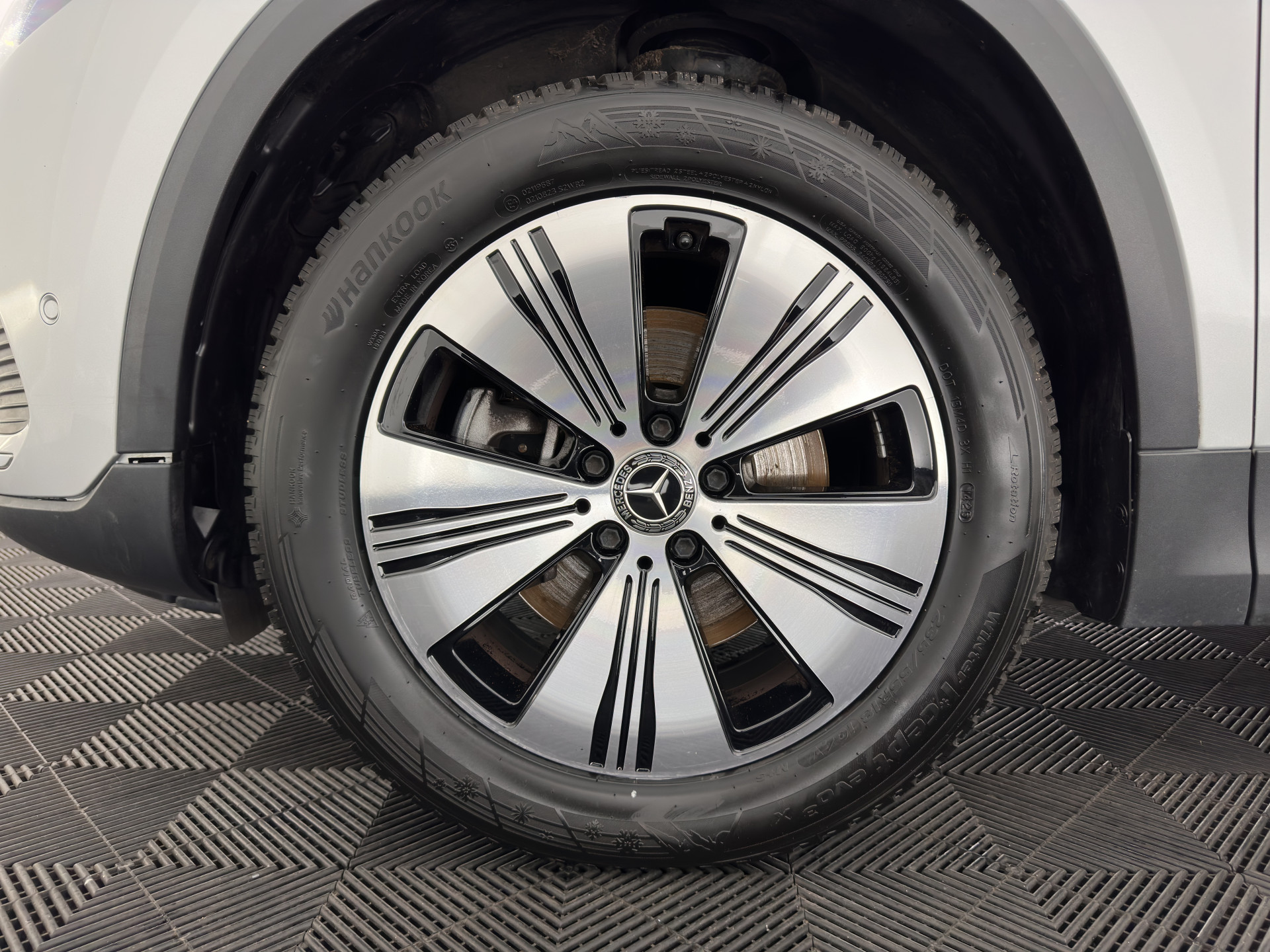 Mercedes-Benz EQA 250 Business Solution Luxury 67 kWh [ 3-Fase ] (SOH-94%) (INCL-BTW) *PANO | LEATHER | WIDESCREEN-COCKPIT | FULL-LED | BLINDSPOT | AMBIENT-LIGHT | CAMERA | NAVI-FULLMAP | DAB+ | COMFORT-SEATS | ECC | SHIFTPADDLES | CRUISE | HEATED-SEATS |