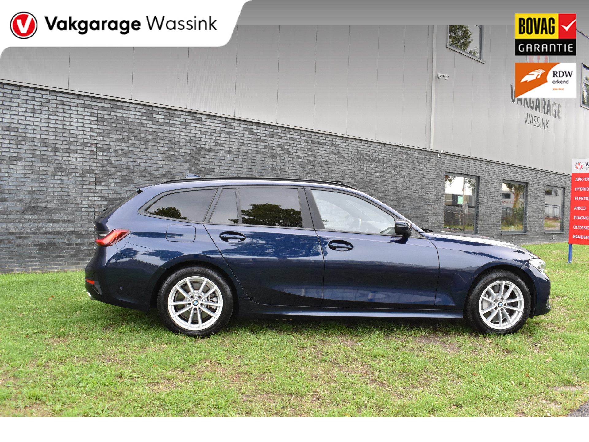 BMW 3-serie Touring 330e Business Edition Plus Plugin-hybride Pano Leder