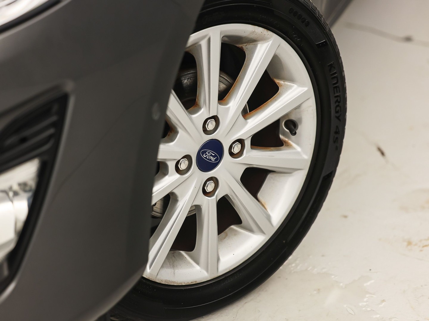 Ford Fiesta 1.0 EcoBoost Titanium Sport (APPLE CARPLAY, GROOT NAVI, CLIMATE, CAMERA, SPORTSTOELEN, ADAPTIVE CRUISE, KEYLESS, PARKEERSENSOREN, NIEUWSTAAT)