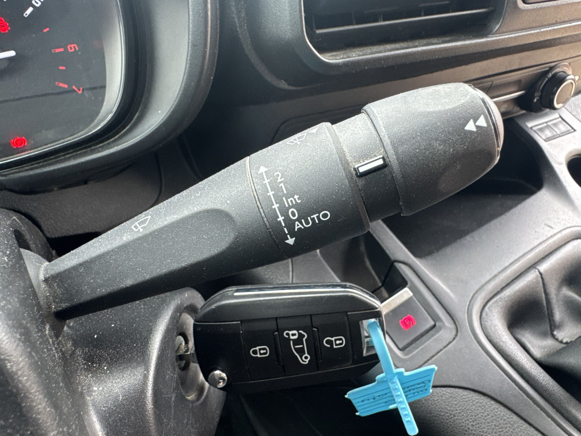Toyota ProAce City 1.2T 110 PK **Benzine** L1 Navigatie Climate control Camera Carplay Cruise control Parkeersensoren v+a Gasoline Benzin