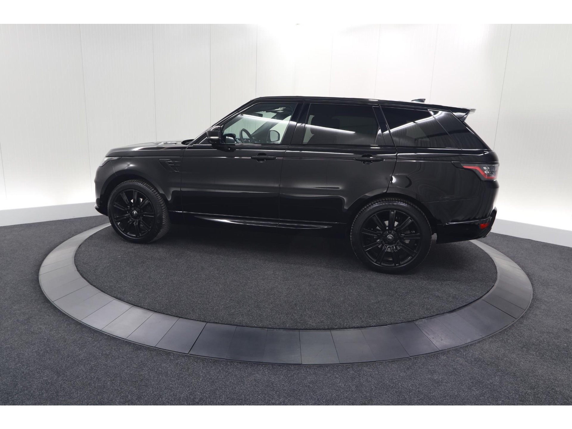Land Rover Range Rover Sport 3.0 SDV6 HSE Dynamic 3500kg trekgewicht - BTW - Zwart/Zwart
