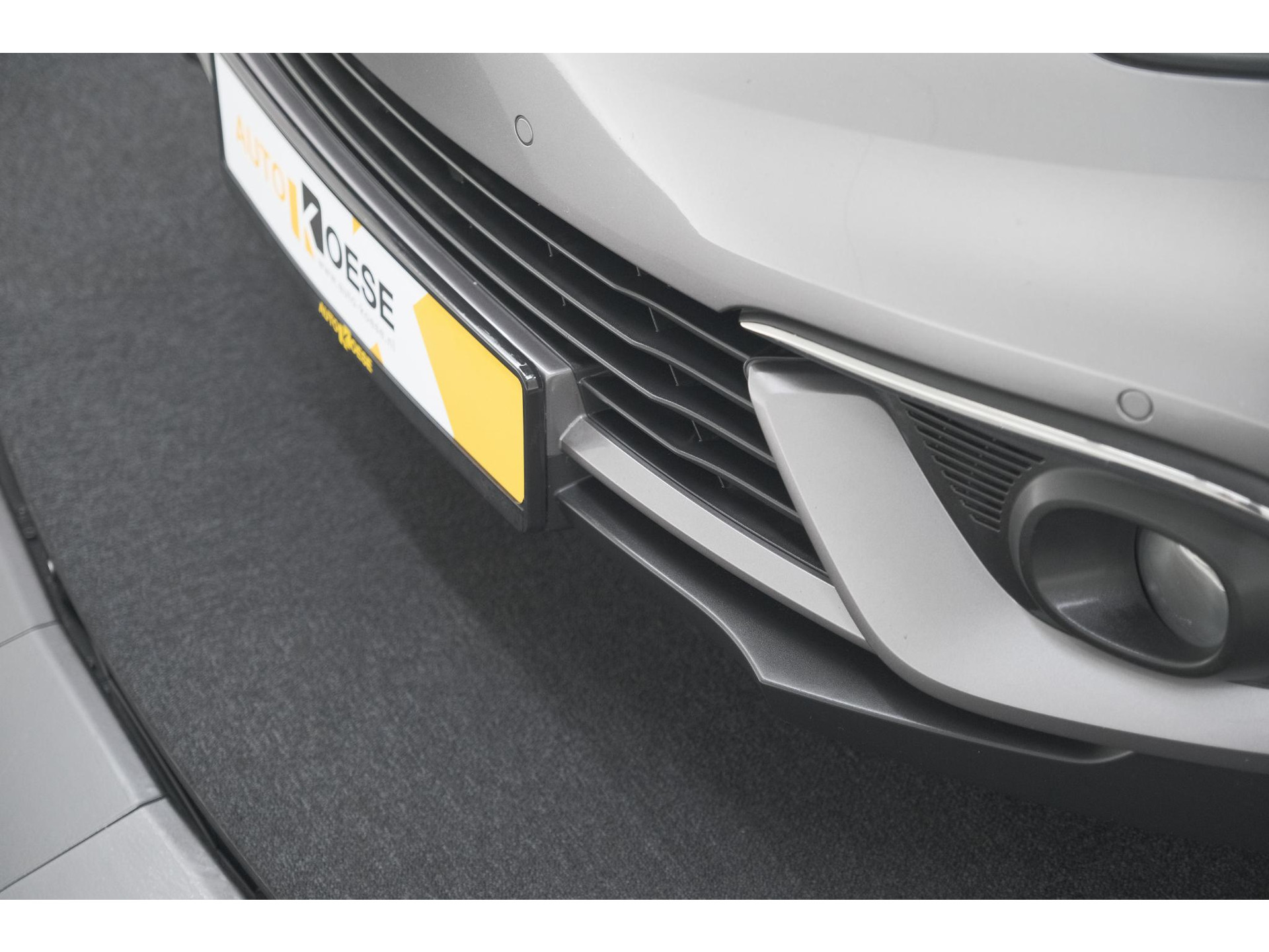 Renault Scénic 1.3 TCe 140 EDC Intens | Trekhaak | Camera | Head-Up Display | Dodehoekdetectie