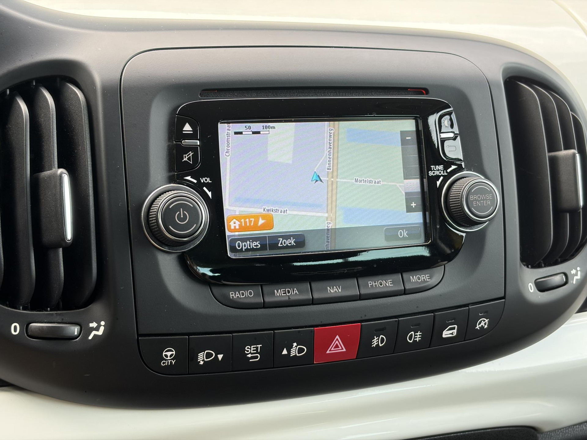 Fiat 500 L 0.9 TwinAir Trekking ✓2e Eigenaar✓Navi✓Stoelverw✓105pk✓Halfleder✓Airco✓Cruise✓6 Bak✓17''Lm velgen✓Pdc✓Zeer Zuinig✓N.A.P✓Apk tot 04-2027