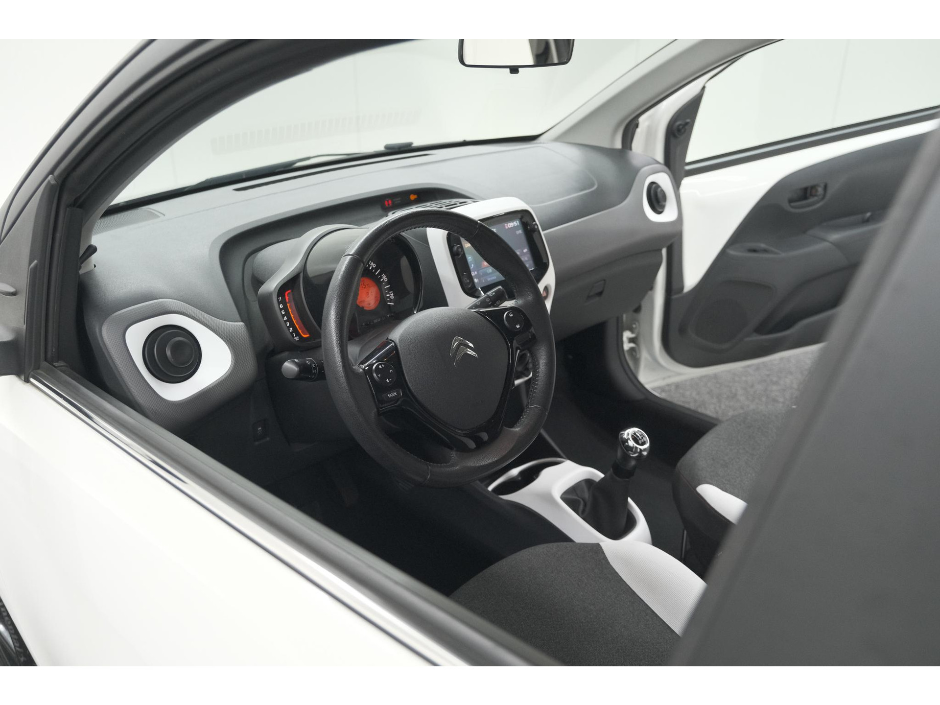 Citroen C1 1.0 VTi Feel | Camera | Apple Carplay | Airco | 5 Deurs