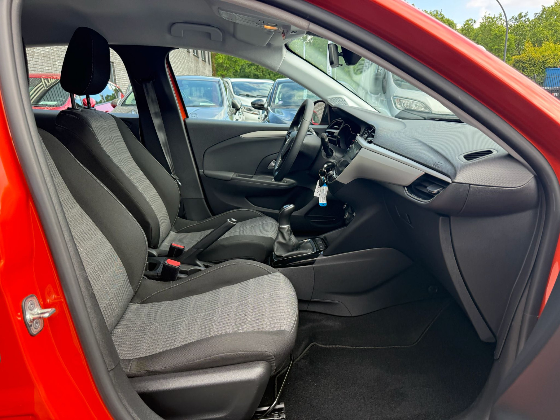 Opel Corsa 1.2 | 1E EIGENAAR | 3/6/12MND GARANTIE | DAB | CRUISE | LANE | PDC | CARPLAY | AIRCO |