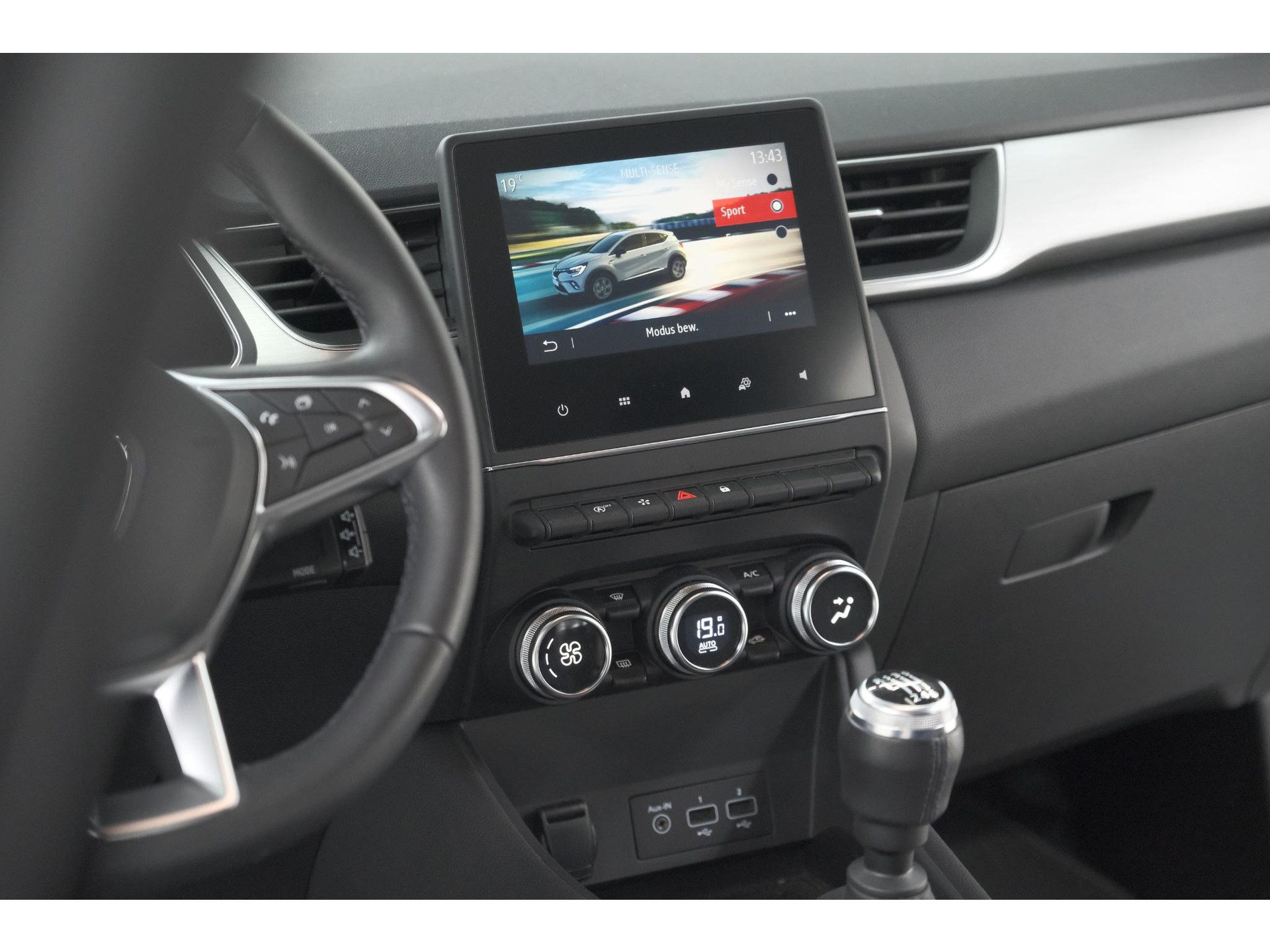 Renault Captur TCe 90 Intens | Trekhaak | Camera | Navigatie | Parkeersensoren | Apple Carplay