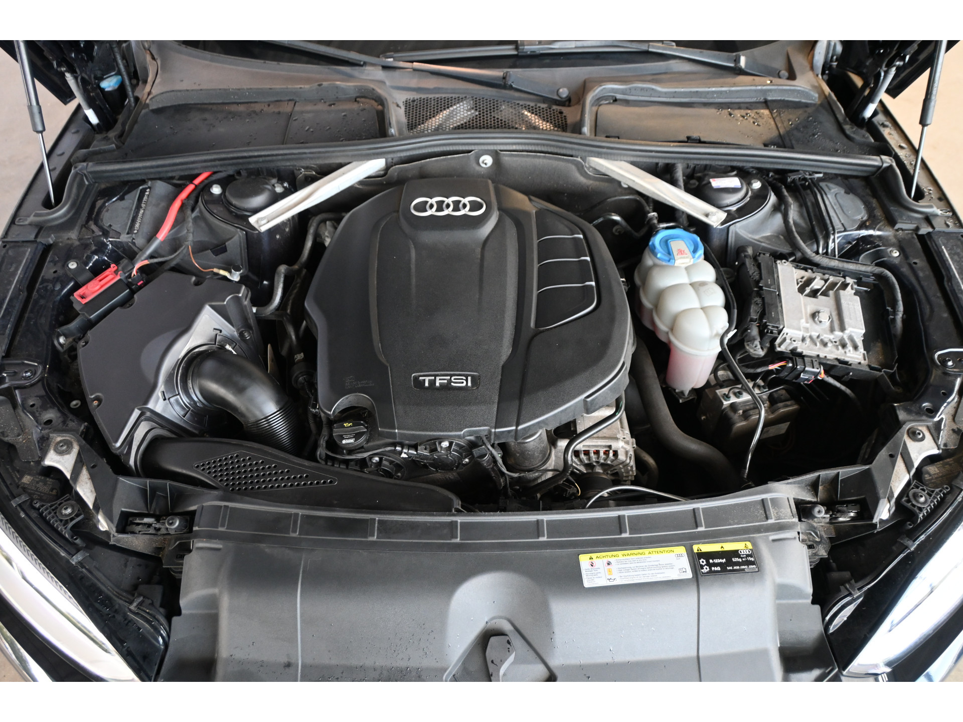 Audi A5 Coupé 2.0 TFSI Quattro Sport S-line Clima Panoramadak LED Adaptieve cruise B&O Navigatie 100% Onderhouden Inruil mogelijk