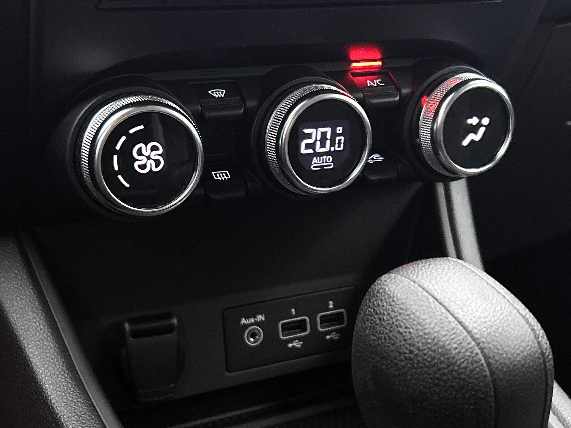 Renault Captur E-Tech full hybrid 145PK Techno | CAMERA | NAVI GROOT | STOELVERWARMING | KEYLESS