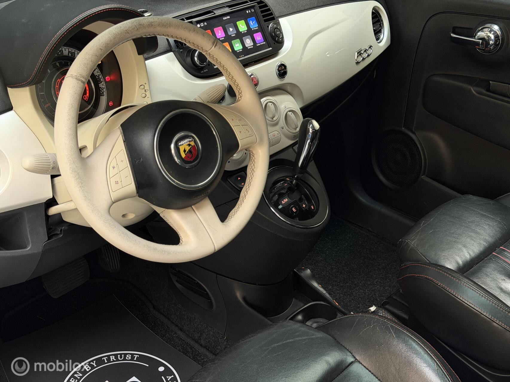 Fiat 500 1.2 Lounge|Automaat|Panodak|Leder|CarPlay|Abarth Look
