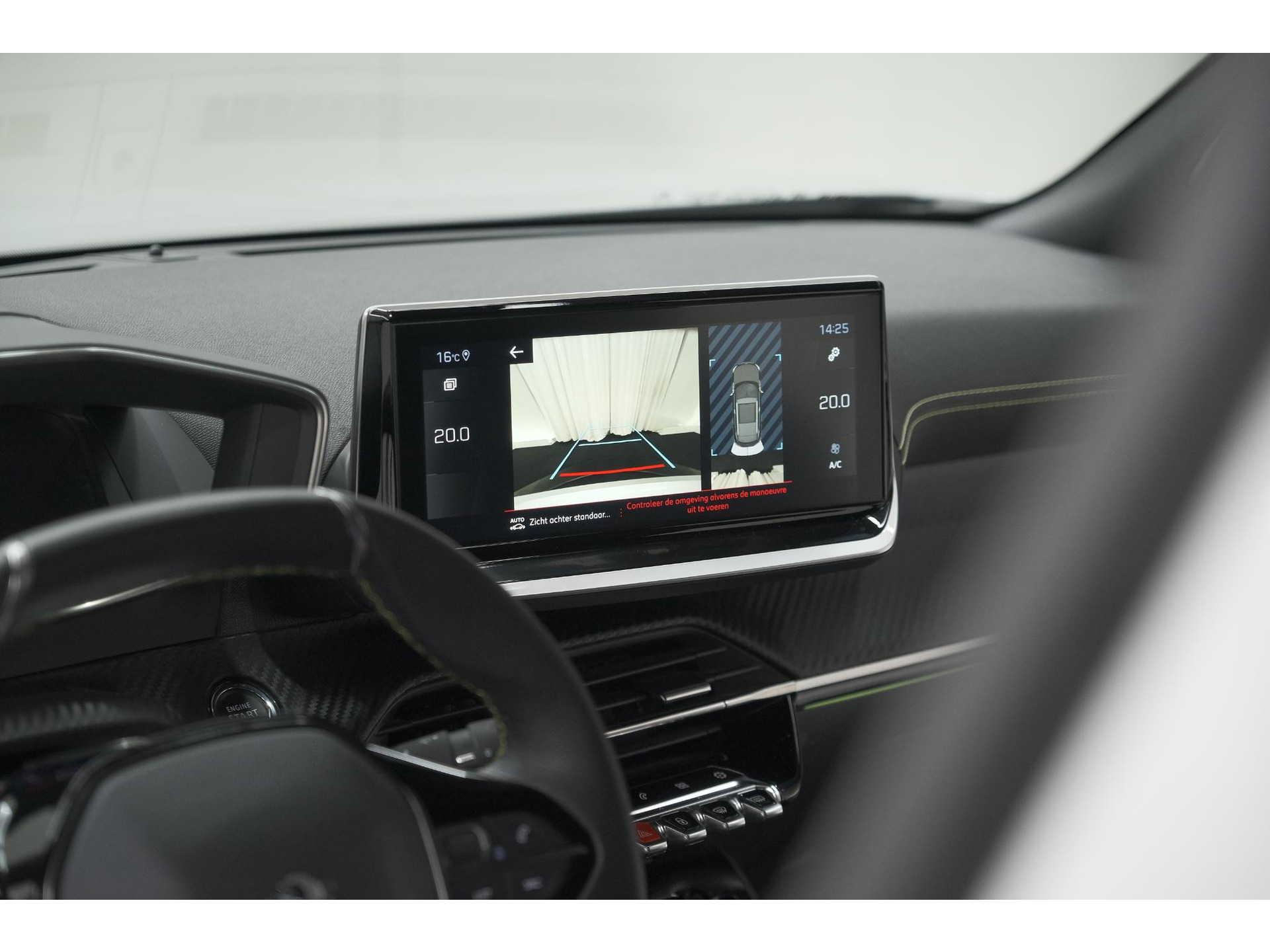 Peugeot 2008 PureTech 130 GT | Elektrisch Panoramadak | Camera | Dodehoekdetectie | Navigatie