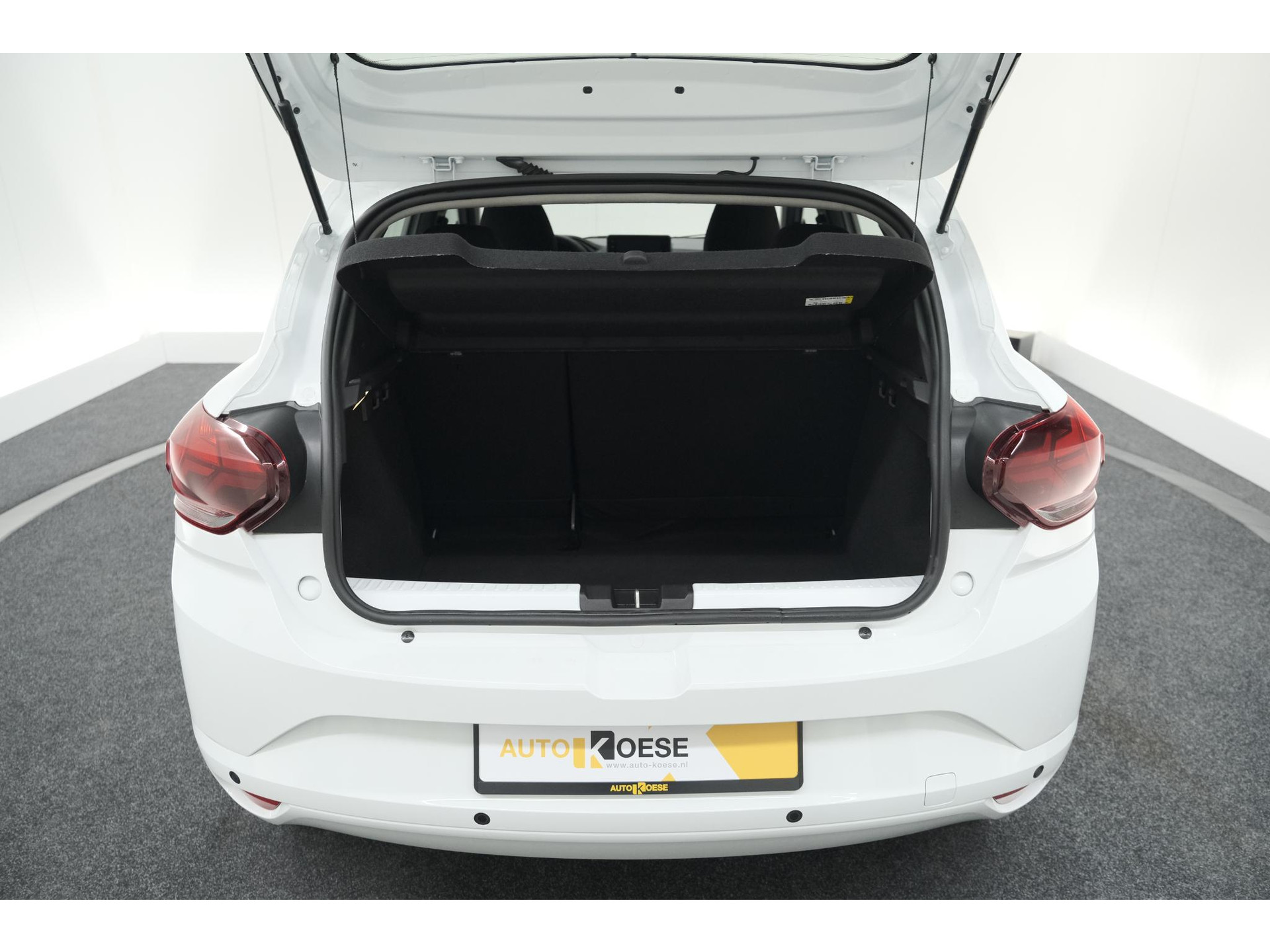 Dacia Sandero TCe 90 CVT Expression | Parkeersensoren | Apple Carplay | Cruise Control