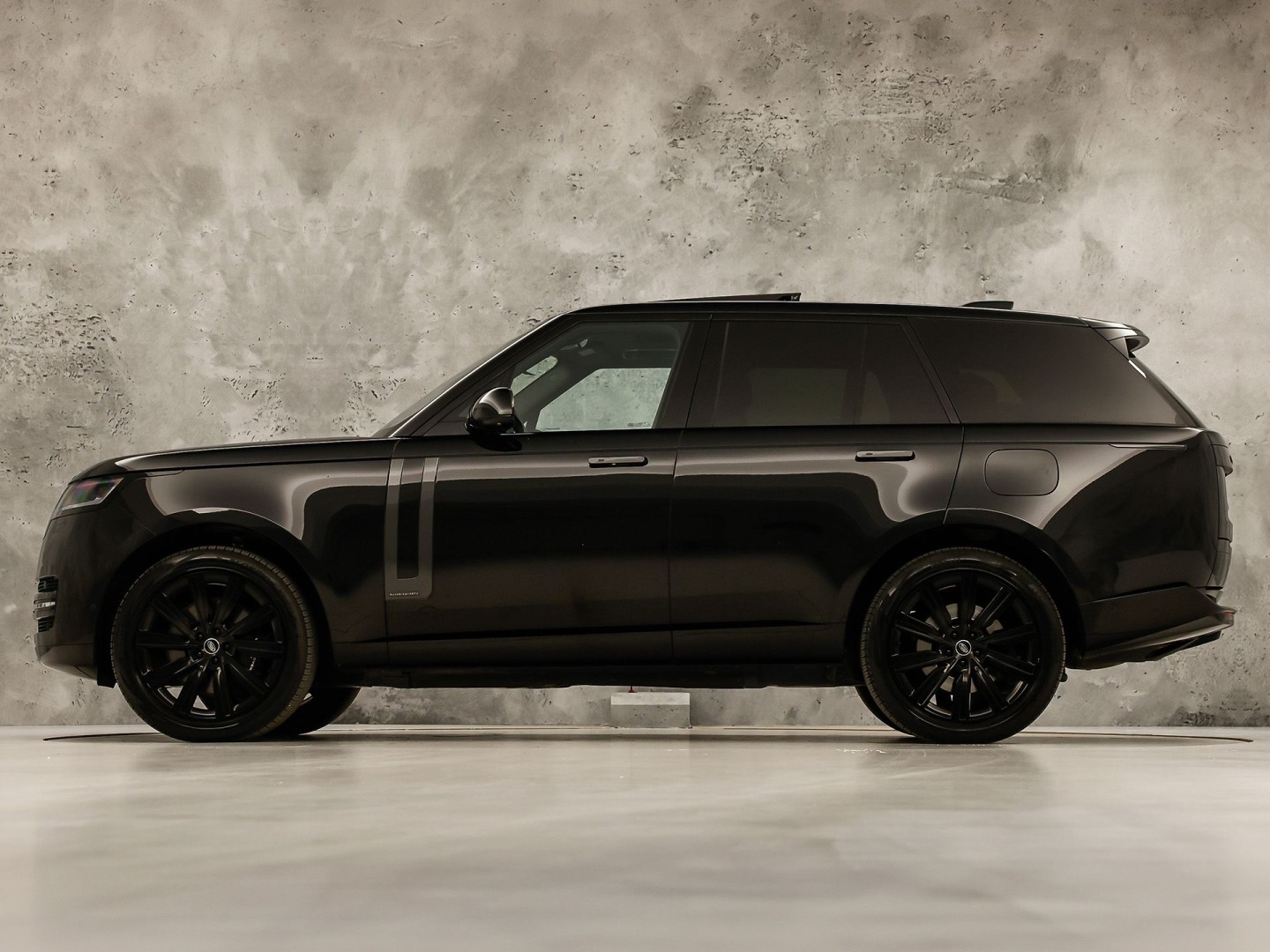 Land Rover Range Rover 3.0 P510e Autobiography PHEV Automaat 510Pk (LEDEREN HEMEL, MASSAGE, MEMORY, ACHTERASBESTURING, MERIDIAN, STOELKOELING/VERWARMING V+A, KOELKAST, 360 CAMERA, SFEERVERLICHTING, NIEUWE APK)