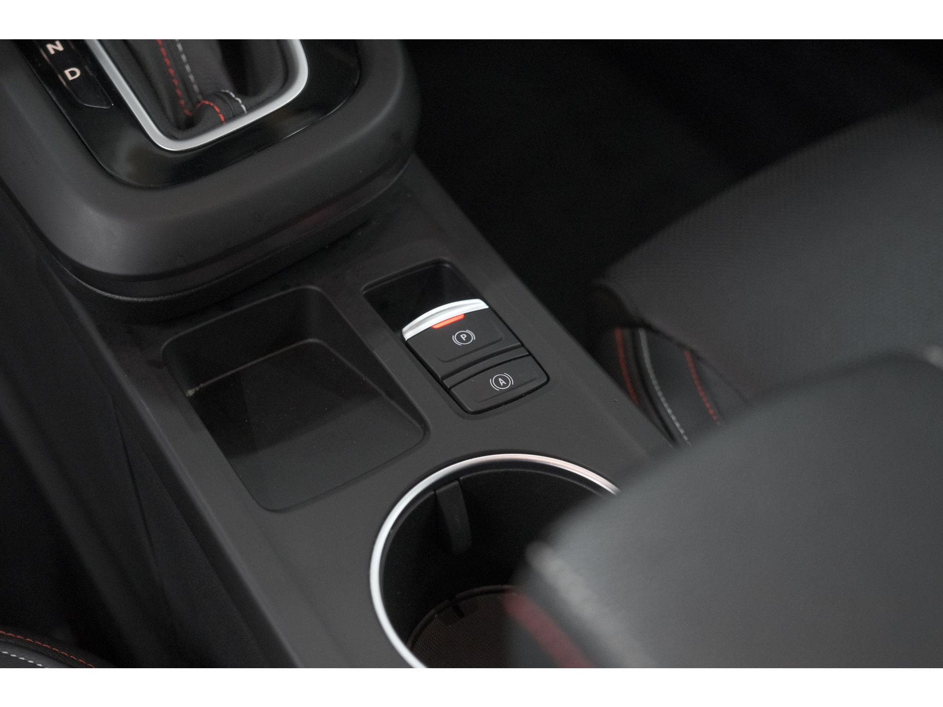Renault Arkana 1.3 TCe 140 EDC RS Line | Camera | Cruise Control Adaptief | Dodehoekdetectie | Stoelverwarming | Apple Carplay
