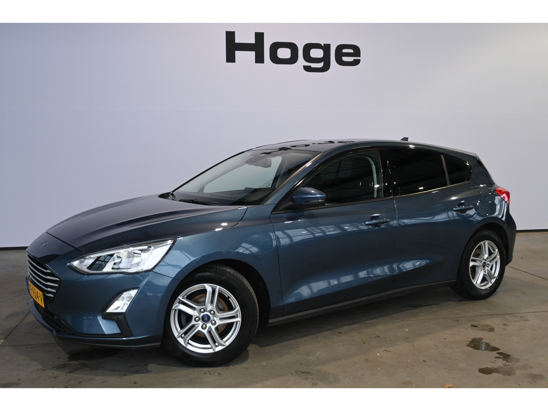 Ford Focus 1.0 EcoBoost Edition Business Lane Assist Adaptieve Cruise Trekhaak Apple Carplay Clima Stoel/Stuur verwarming Inruil Mogelijk!