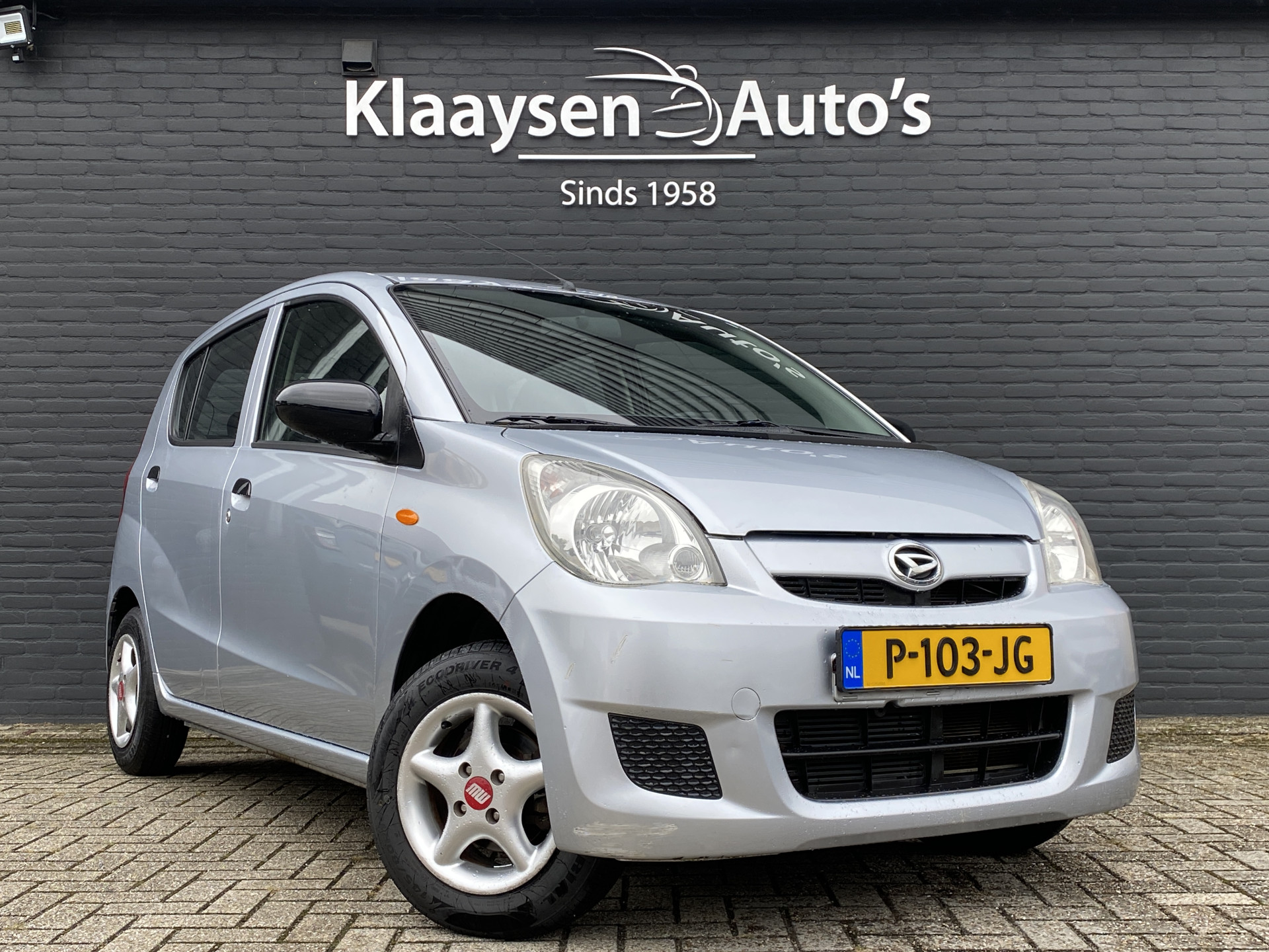 Daihatsu Cuore 1.0 Trend | airco | stuurbekrachtiging | airbags | radio cd speler | lichtmetalen velgen