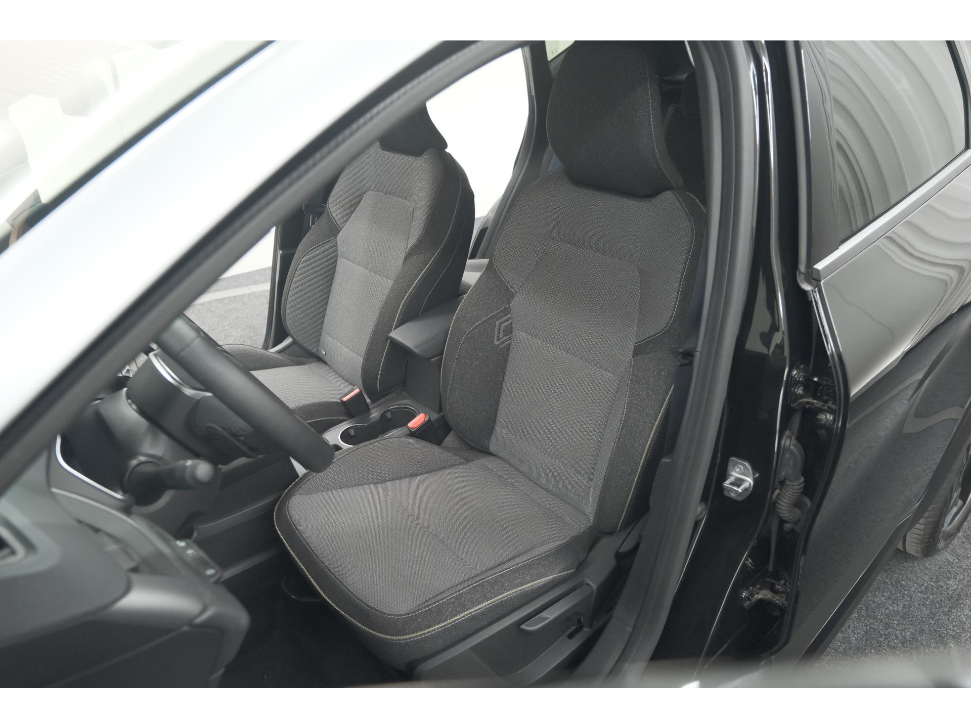 Renault Captur Mild Hybrid 160 EDC Techno | Camera | Navigatie | Apple Carplay | Pack Full Screen