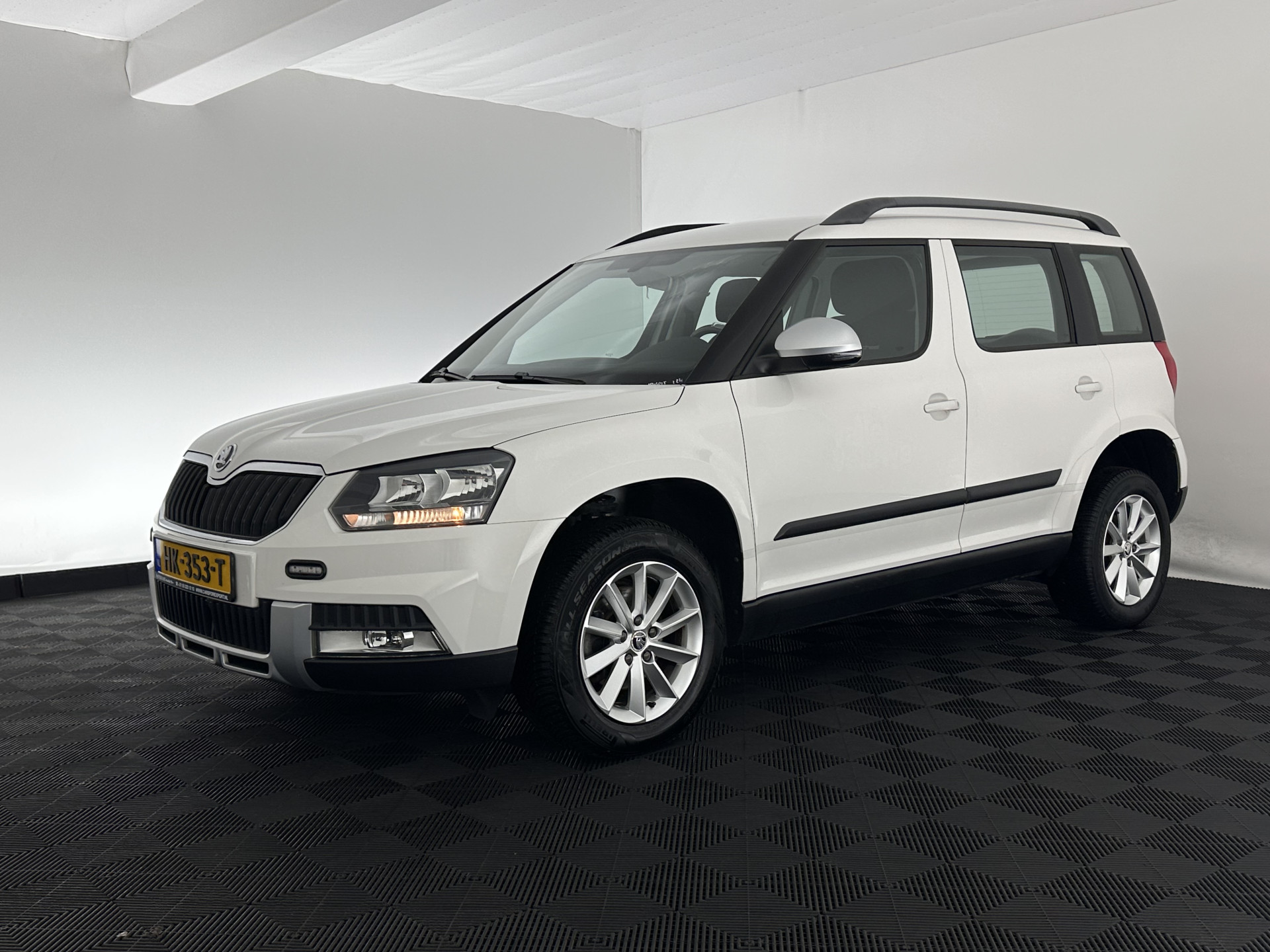 ŠKODA Yeti Outdoor 2.0 TDI Greentech Ambition 4x4 *AIRCO | COMFORT-SEATS | 16''ALU | TOWBAR*