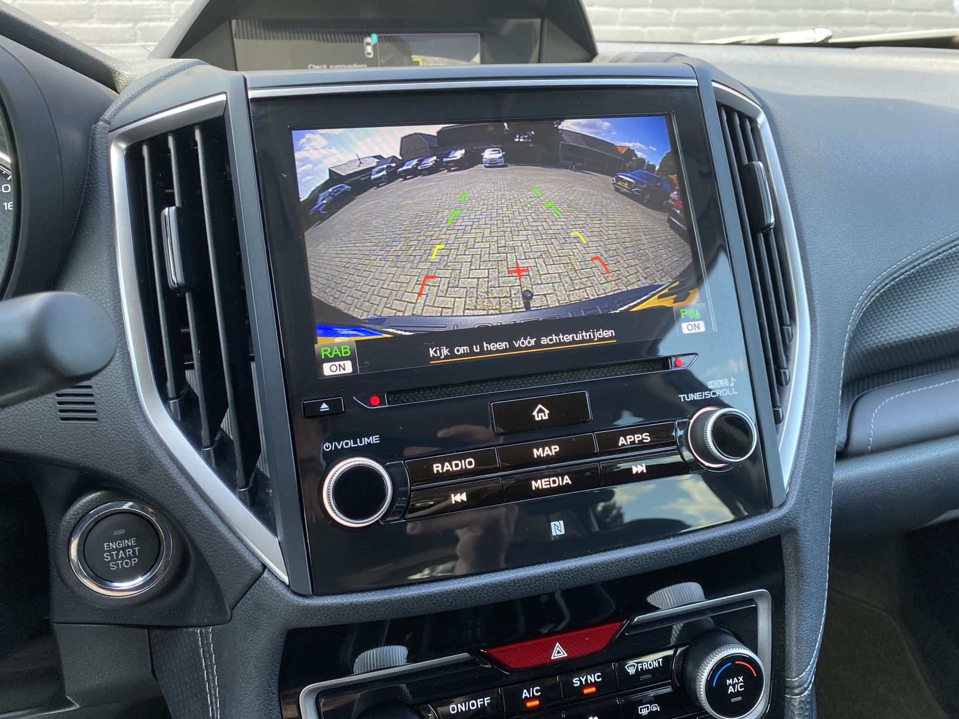 Subaru Forester 2.0i e-BOXER Luxury AUT. | dealer onderh. | leder interieur | trekhaak | adapt. cruise | carplay | memory seat