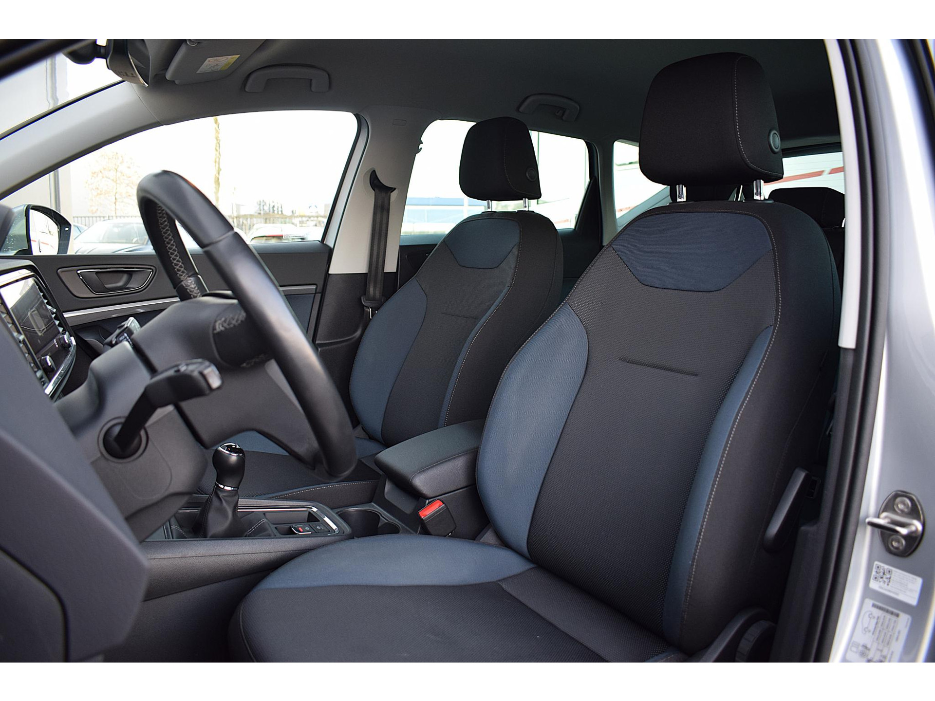 SEAT Ateca 1.0 EcoTSI Style Business Intense | Trekhaak | Apple CarPlay | Camera | Climate