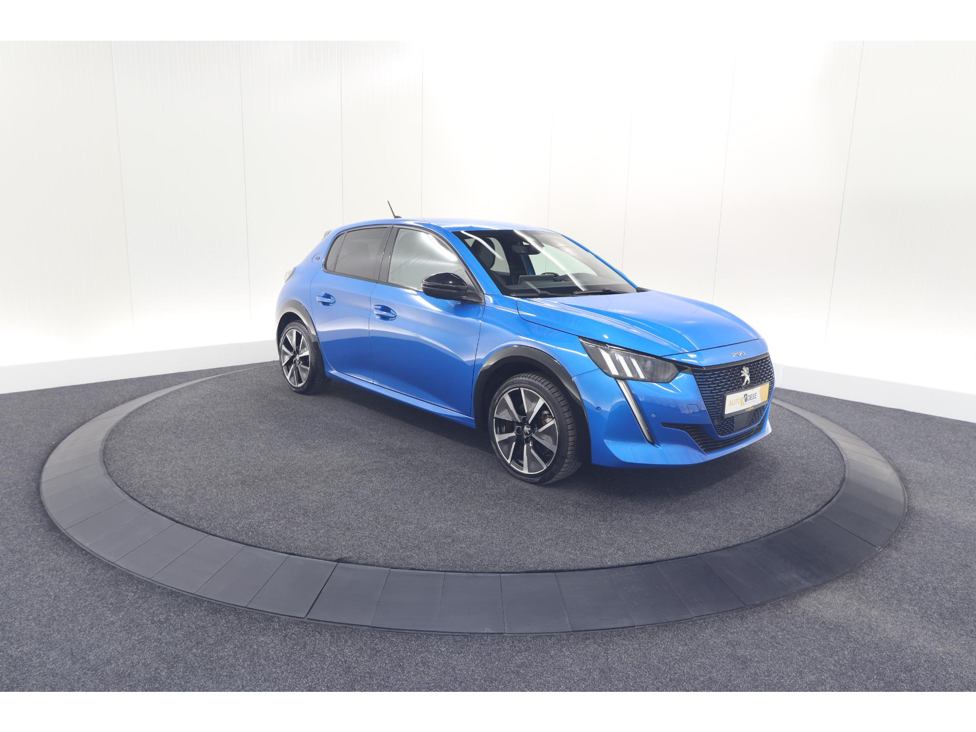 Peugeot e-208 EV GT Pack 50 kWh | Camera | Adapieve Cruise Control | Stoelverwarming | 3 FASE