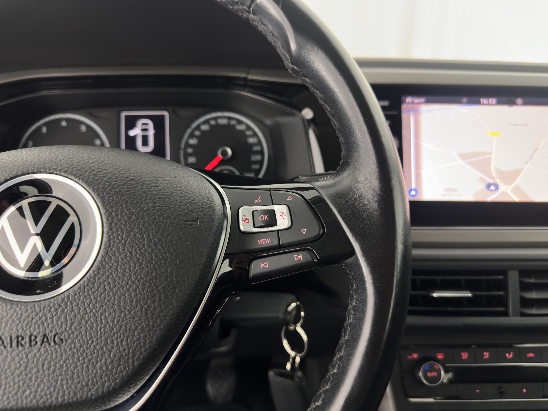 Volkswagen Polo 1.0 TSI Comfortline Business (INCL-BTW) *NAVI-FULLMAP | ADAPTIVE-CRUISE | COMFORT-SEATS | DAB+ | ECC | PARKPILOT*