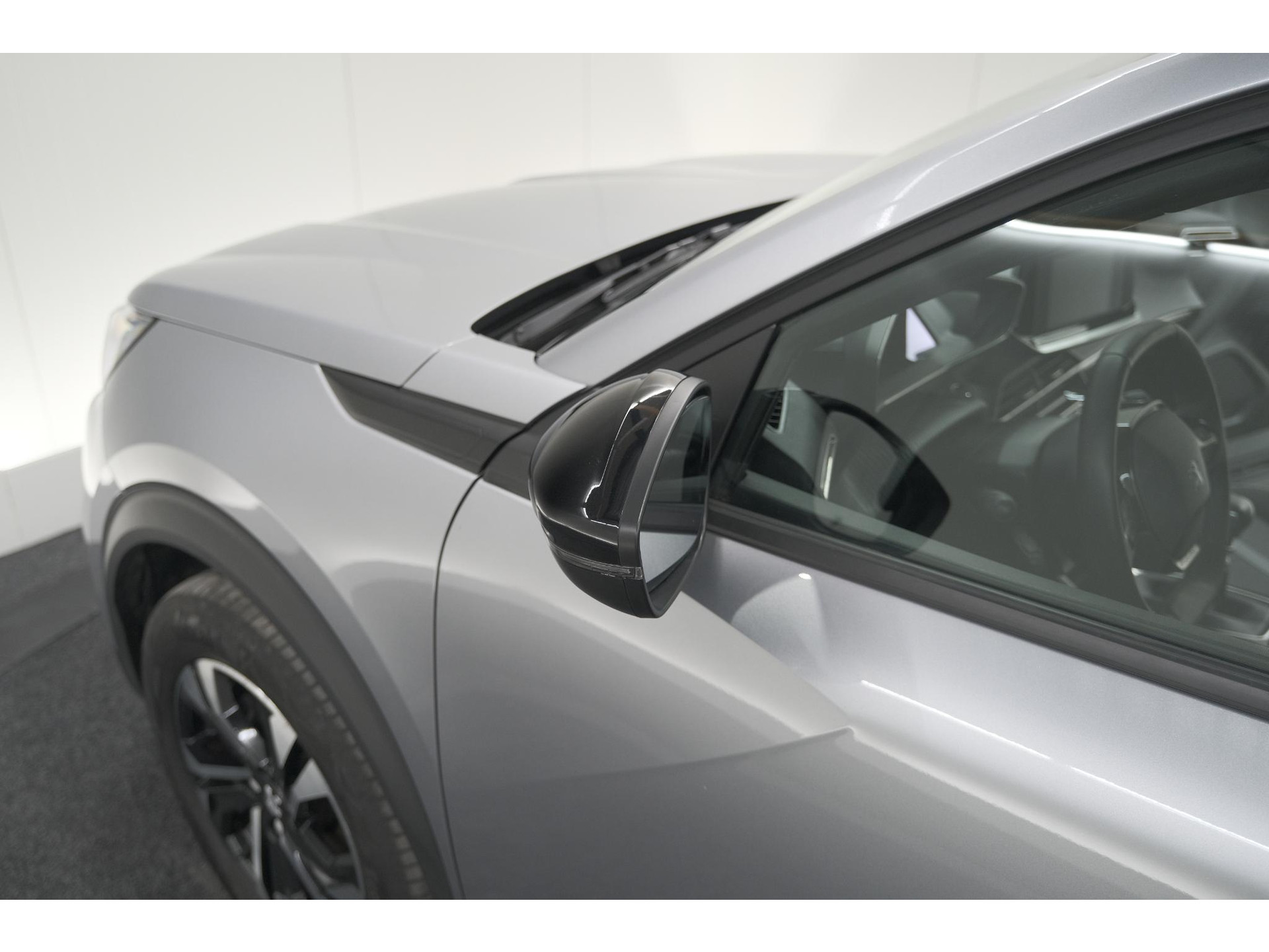 Peugeot 2008 PureTech 130 Allure Pack | Camera | Adaptieve Cruise Control | Apple Carplay | Stoelverwarming