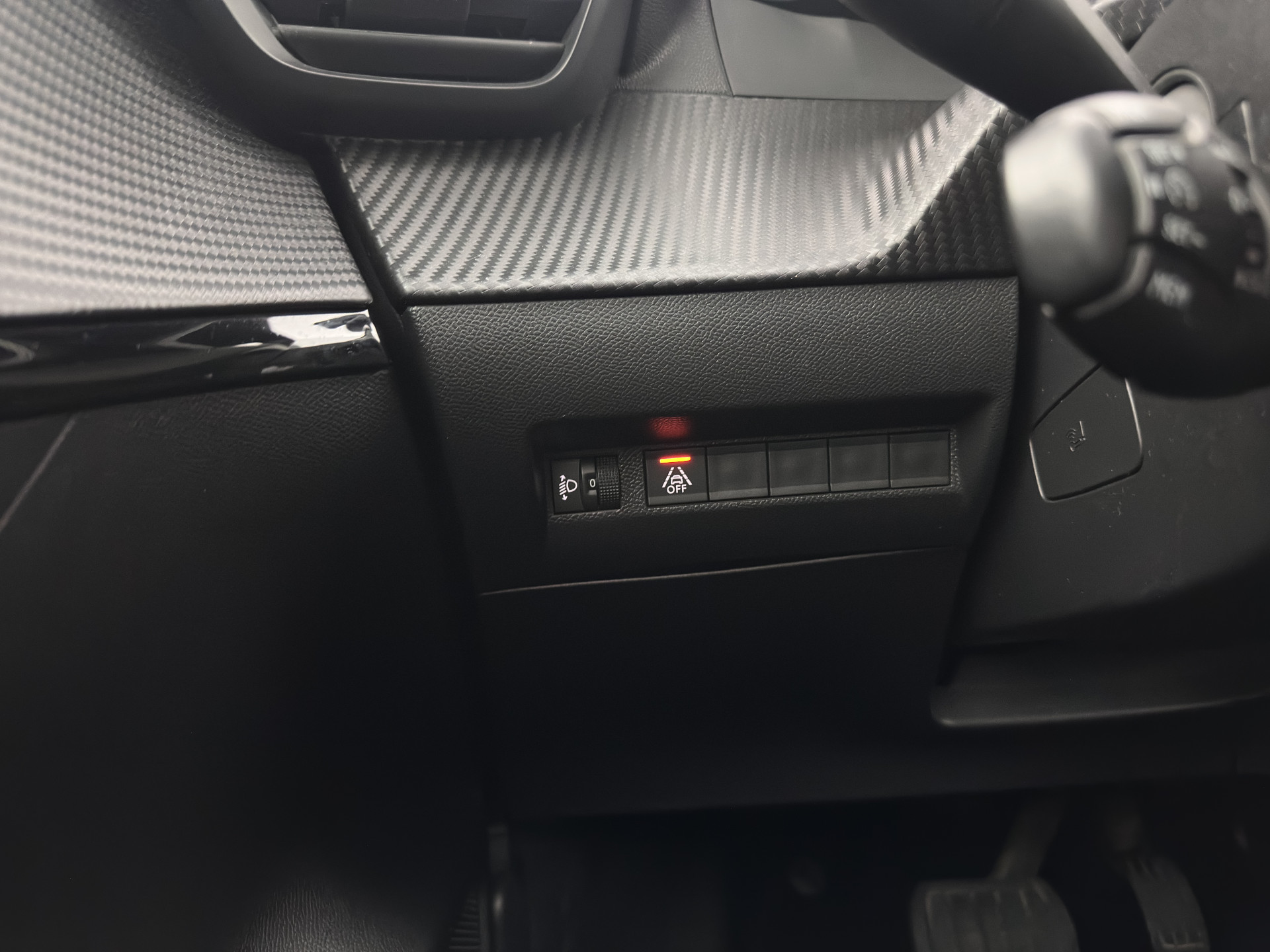 Peugeot e-208 EV Allure 50 kWh {SOH-91%} Aut *FULL-LED | DIGI-COCKPIT | BLINDSPOT | CAMERA | NAVI-FULLMAP | LANE-ASSIST | KEYLESS | DAB | CCS-FASTLOADER | TOP-VIEW | AMBIENT-LIGHT | PRIVACY-GLASS | 17"ALU*