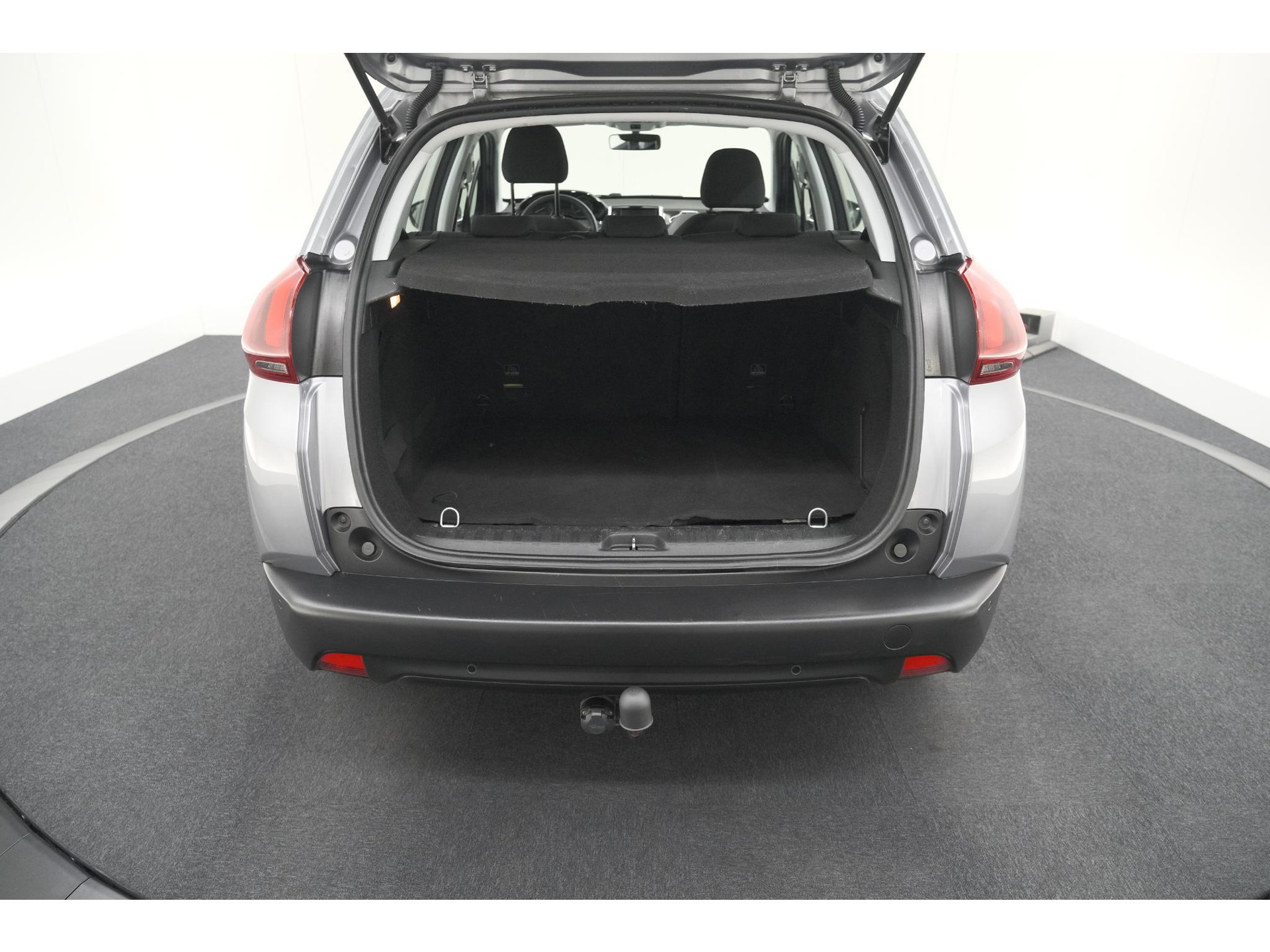 Peugeot 2008 PureTech 110 Blue Lion | Trekhaak | Apple Carplay | Parkeersensoren