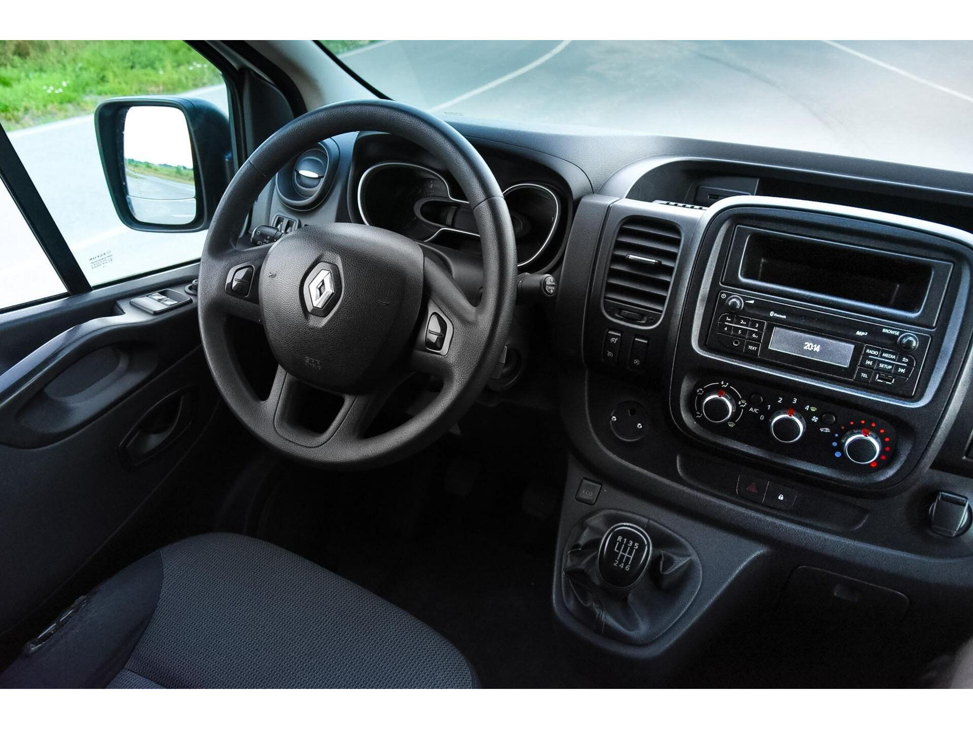 Renault Trafic 1.6 dCi T29 L1H1 Comfort Werklicht + Omvormer