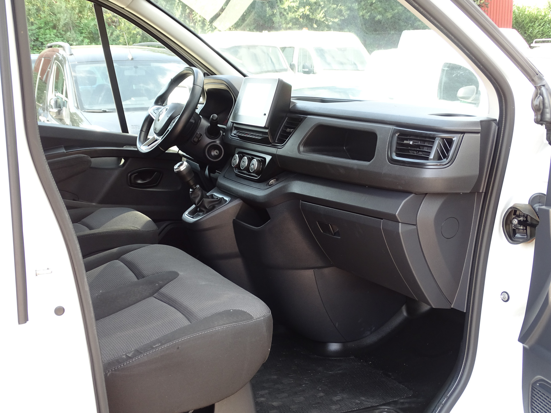 Renault Trafic 2.0 dCi L2H1