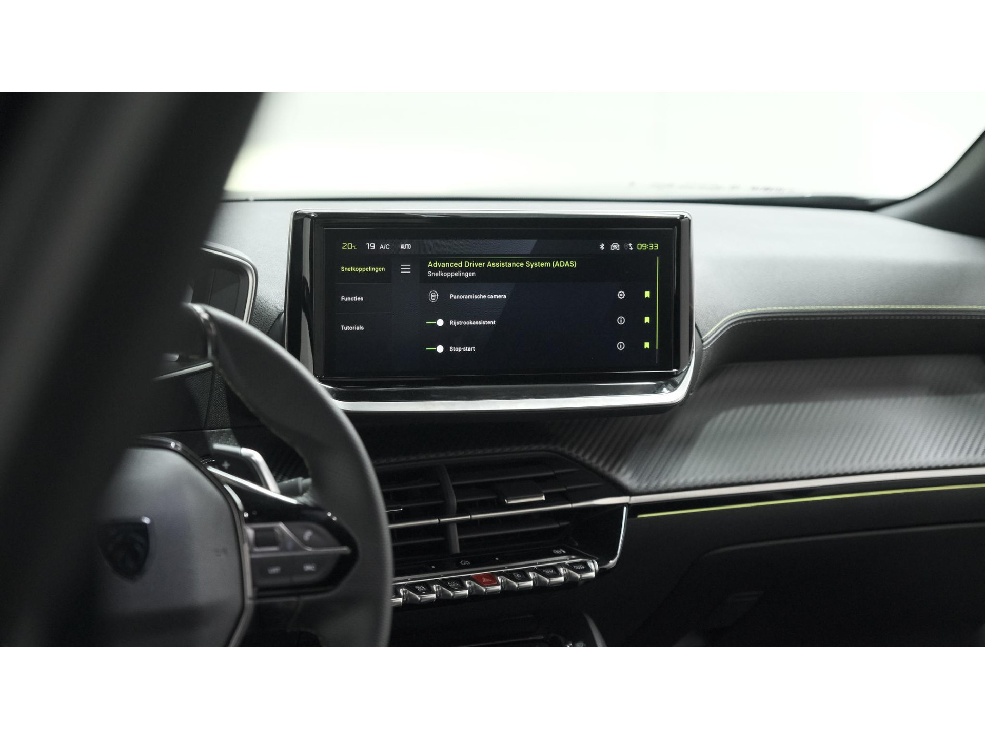 Peugeot 2008 PureTech 130 EAT8 GT | 360 Camera | Adaptieve Cruise Control | Dodehoekdetectie | Apple Carplay