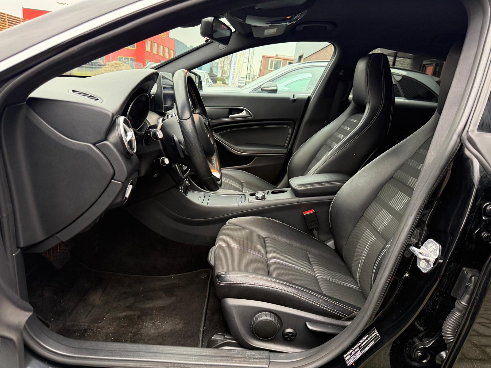 Mercedes-Benz CLA-klasse Shooting Brake 180 d Business Solution | 1E EIGENAAR | 3/6/12MND GARANTIE | AUTOMAAT | AIRCO | CRUISE | NAVI | LMV | LED | TREKHAAK |