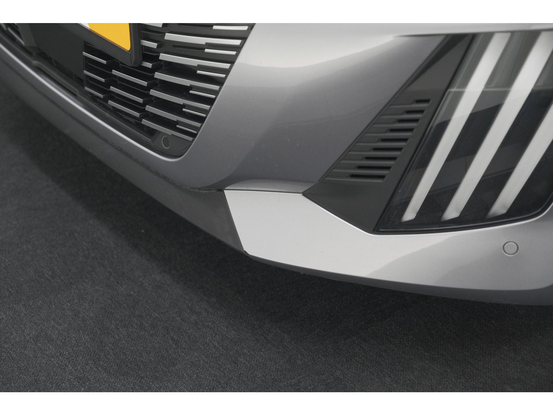 Peugeot 208 1.2 Hybrid 110 e-DSC6 Allure | IJSKOUDE Climate Control | Apple Carplay | Parkeersensoren