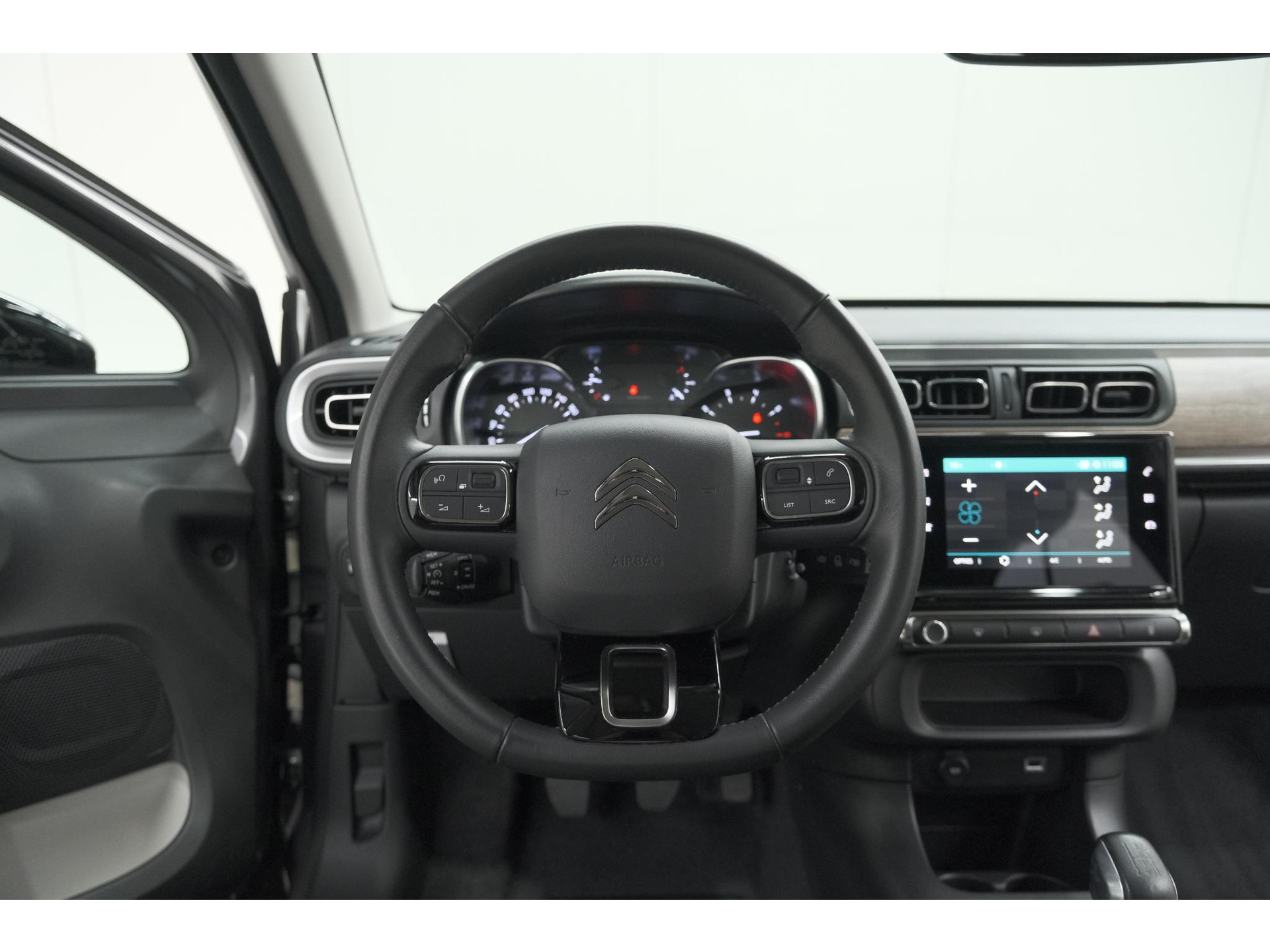 Citroen C3 PureTech 82 Feel Edition | Apple Carplay | Parkeersensoren | Navigatie | Climate Control | 16 Inch Velgen