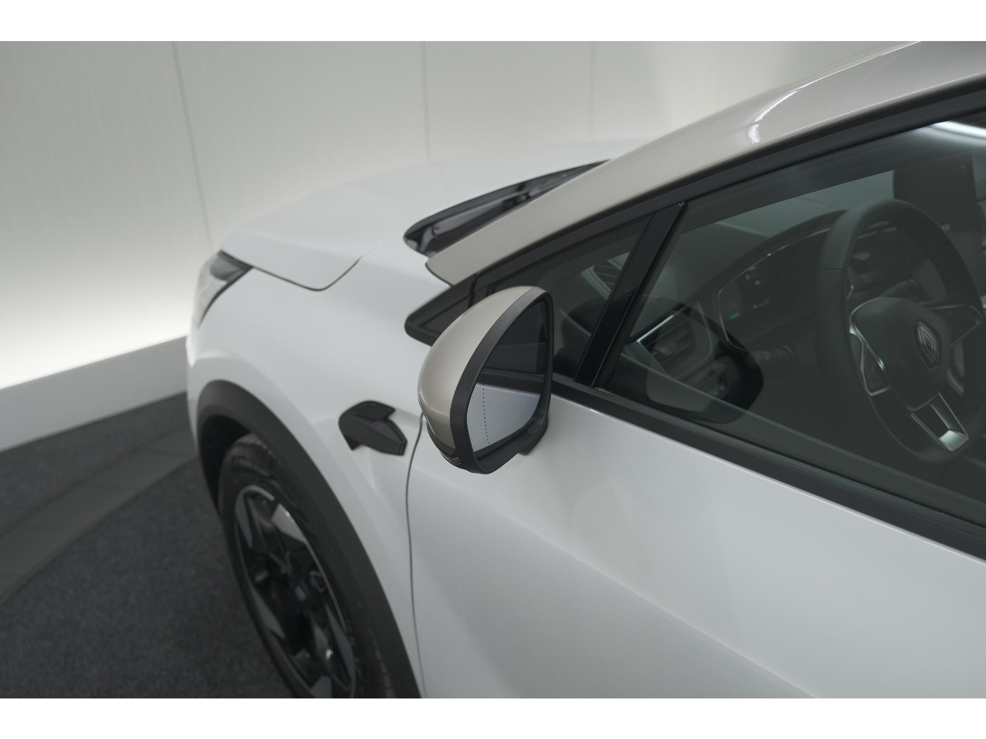 Renault Captur Mild Hybrid 160 EDC Techno | Camera | Navigatie | Apple Carplay | Pack Full Screen