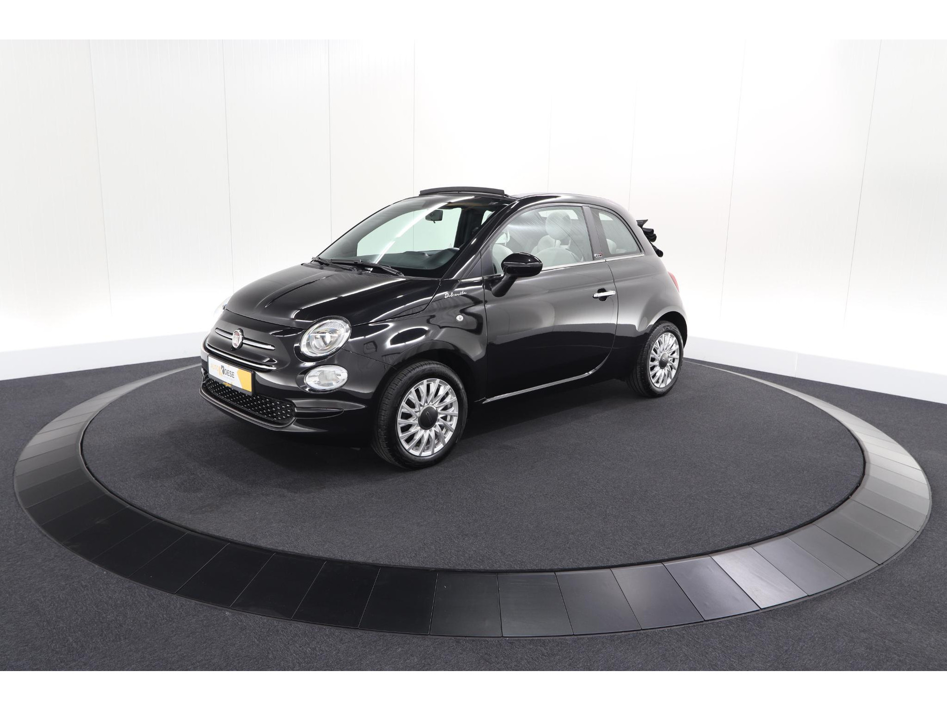 Fiat 500 C 1.0 Hybrid Dolcevita | Apple Carplay | Parkeersensoren | Climate Control