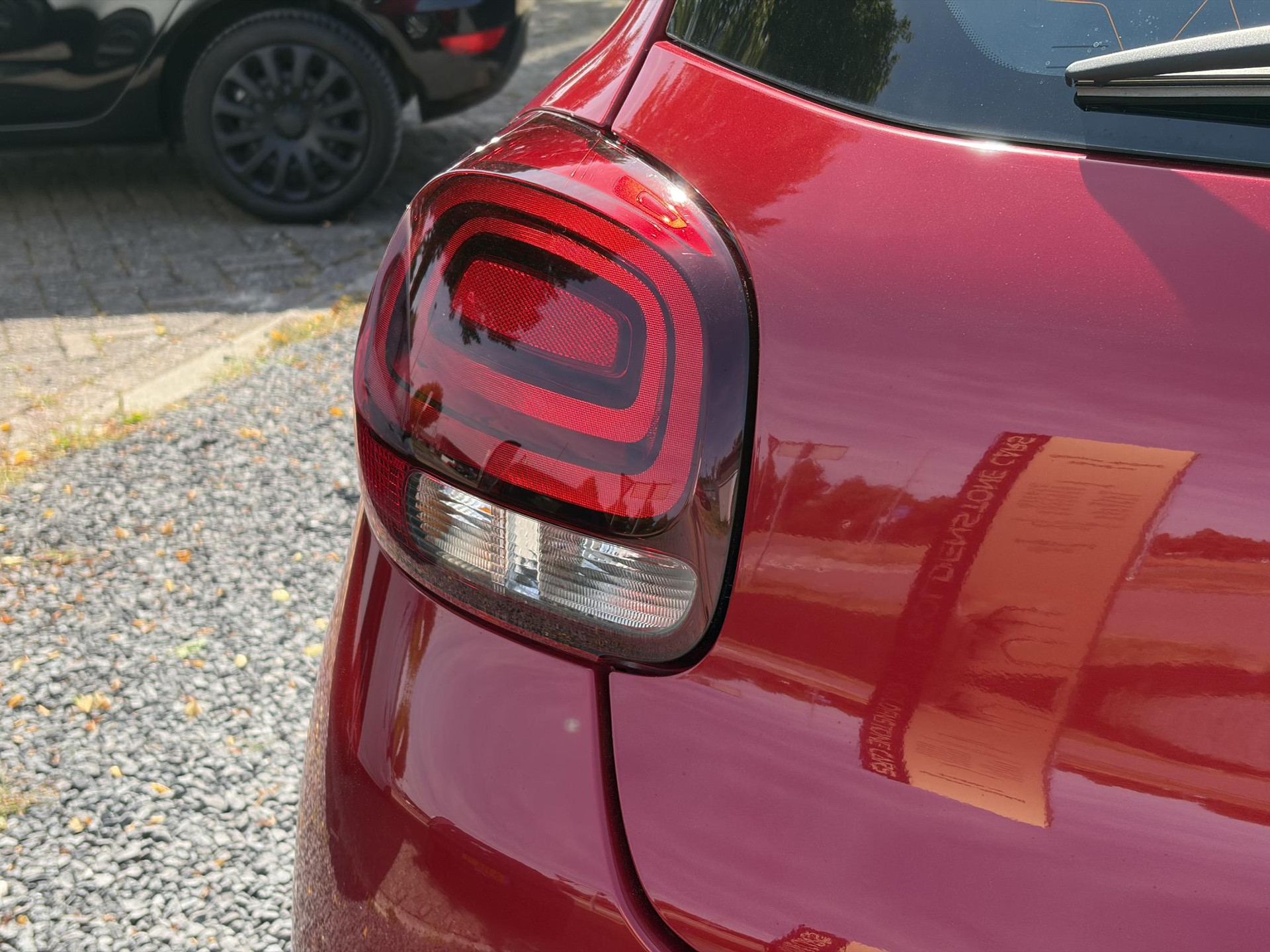 Citroen C3 1.2 PureTech Feel 105g D-riem vv in 09-2023 l 2e Eigenaar l Navi l Carplay l Clima l Cruise l Dealer Onderhouden l Rijstrooksensor l N.A.P l Apk tot 08-2027