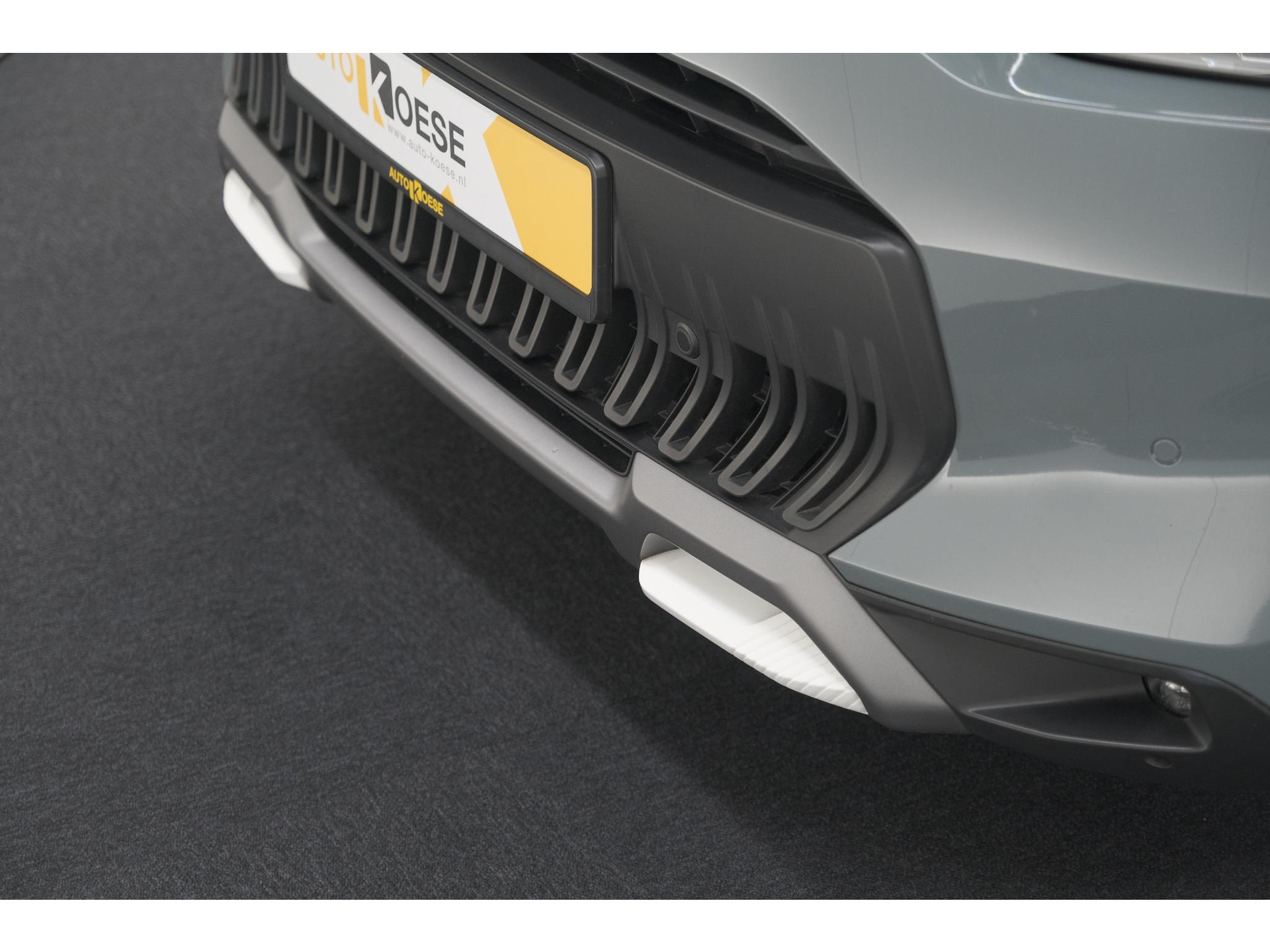 Citroen C3 Aircross PureTech 130 EAT6 Shine | Schuif-/Kanteldak | Camera | Dodehoekdetectie | Head-Up Display