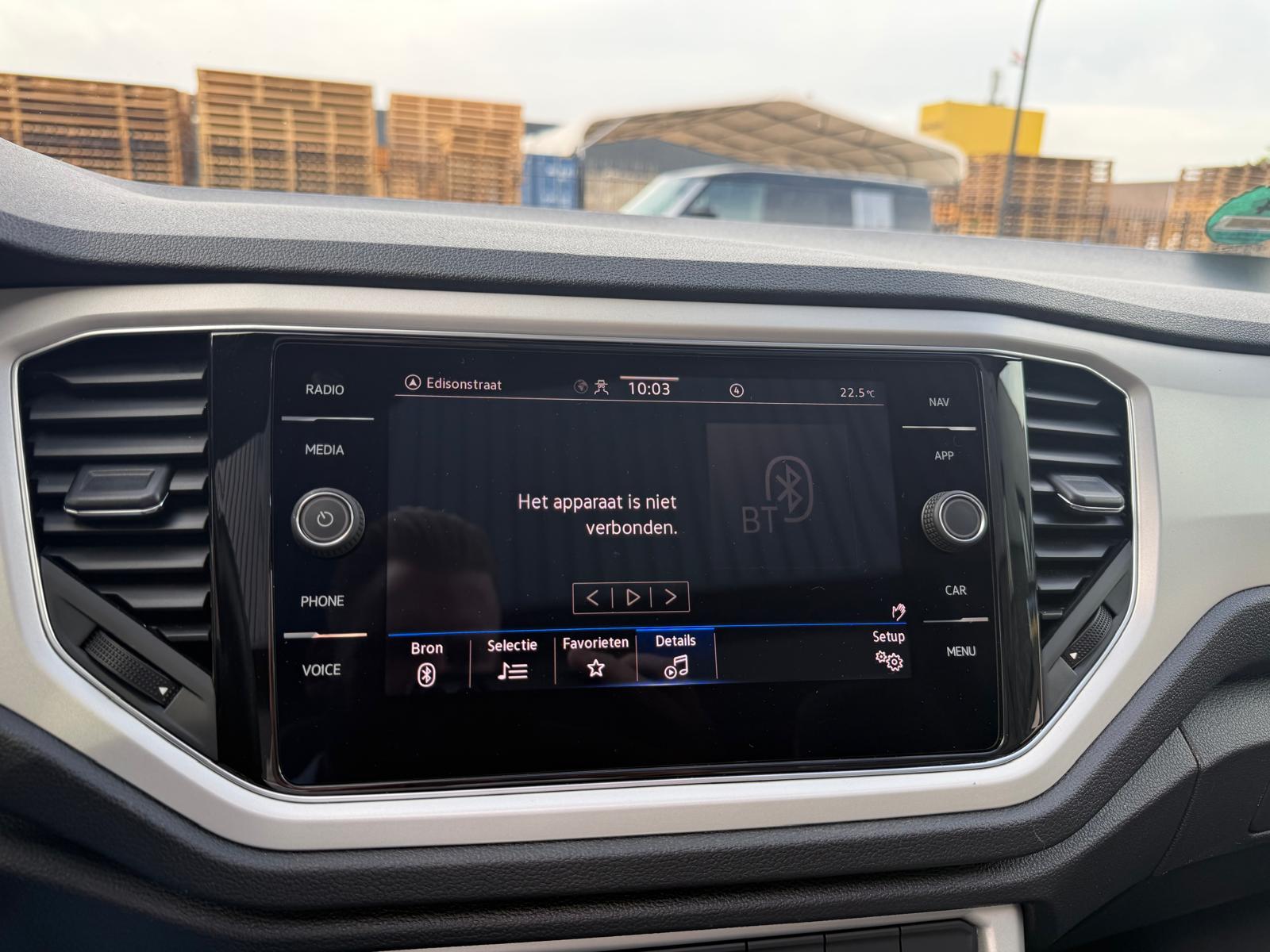 Volkswagen T-Roc Cabrio 1.5 TSI Style | 2E EIGENAAR | 3/6/12 MND GARANTIE | AUTOMAAT | DIGITAL DASH | ACC | LED | CARPLAY | DAB | STOEL/STUUR VERW. |