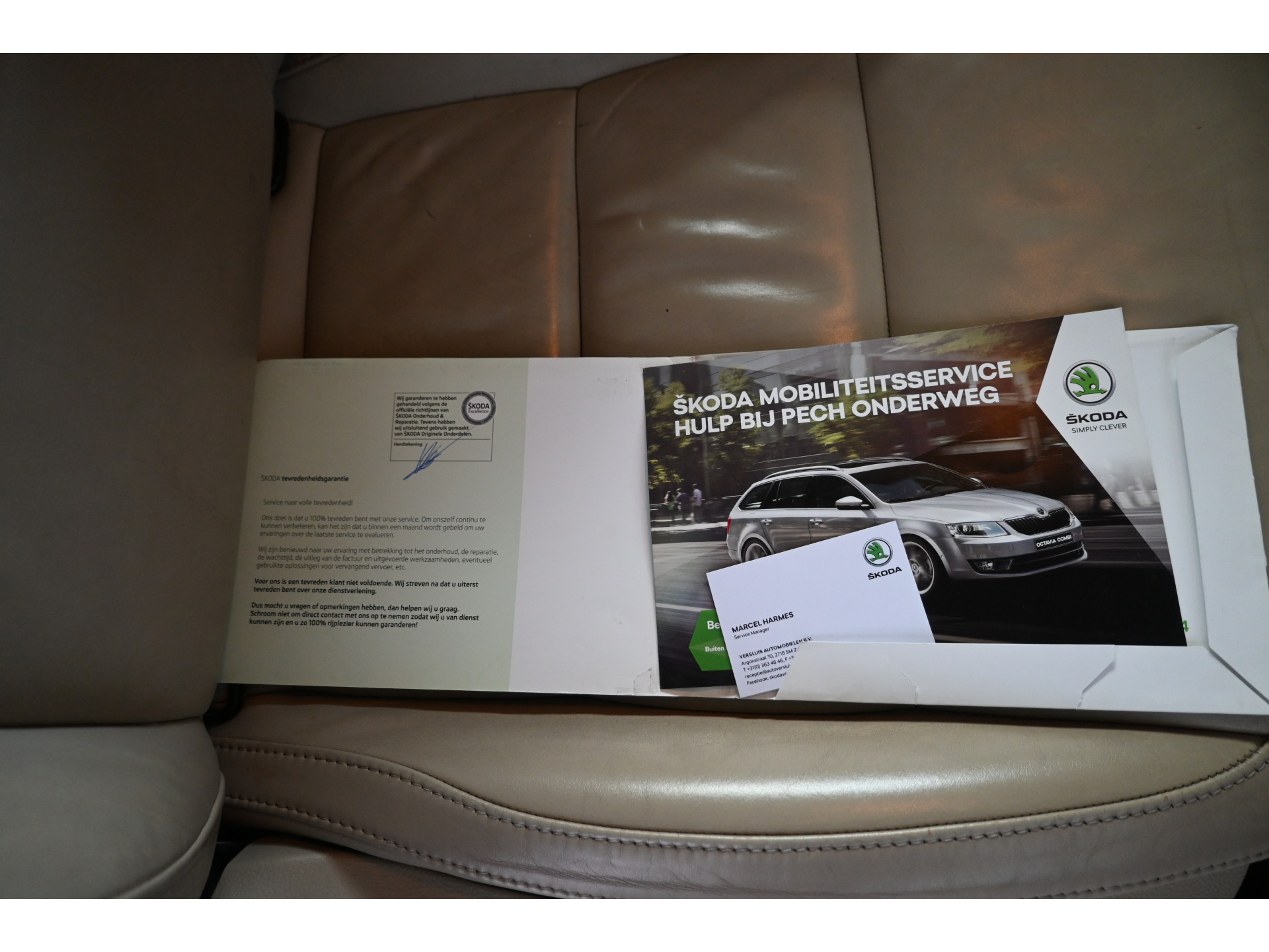 ŠKODA Superb Combi 1.8 TSI Elegance Business Line Automaat Navigatie Leder All in Prijs! Inruil Mogelijk!