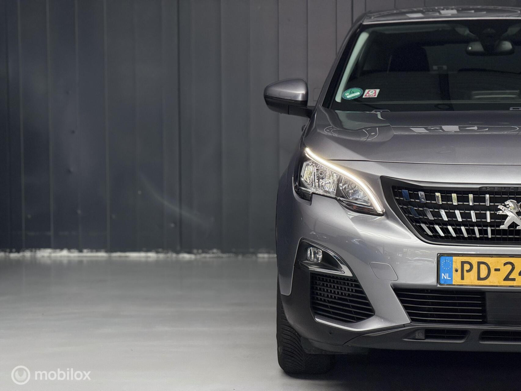 Peugeot 3008 1.2 PureTech Active|Automaat|CarPlay|Camera|Trekhaak|NAP